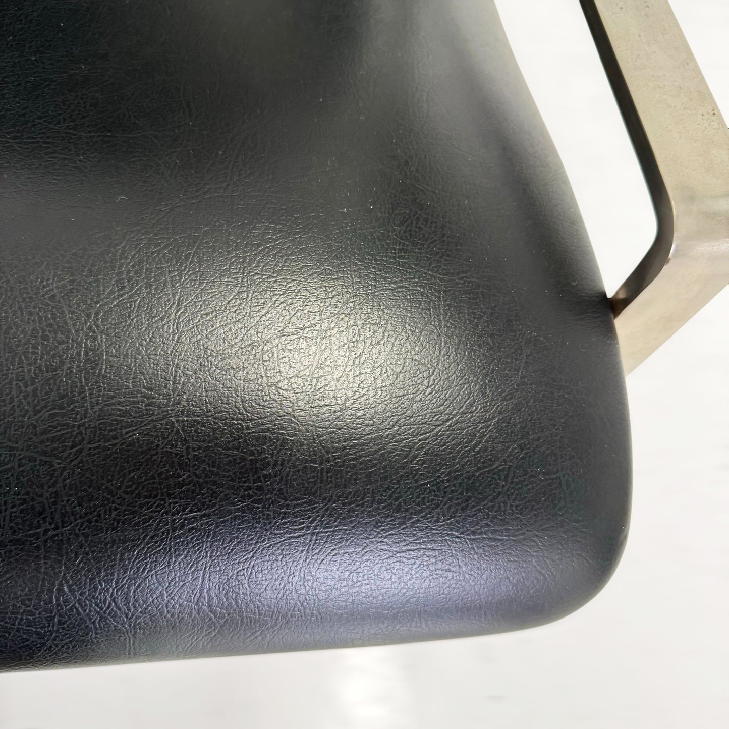 ハイバックチェア