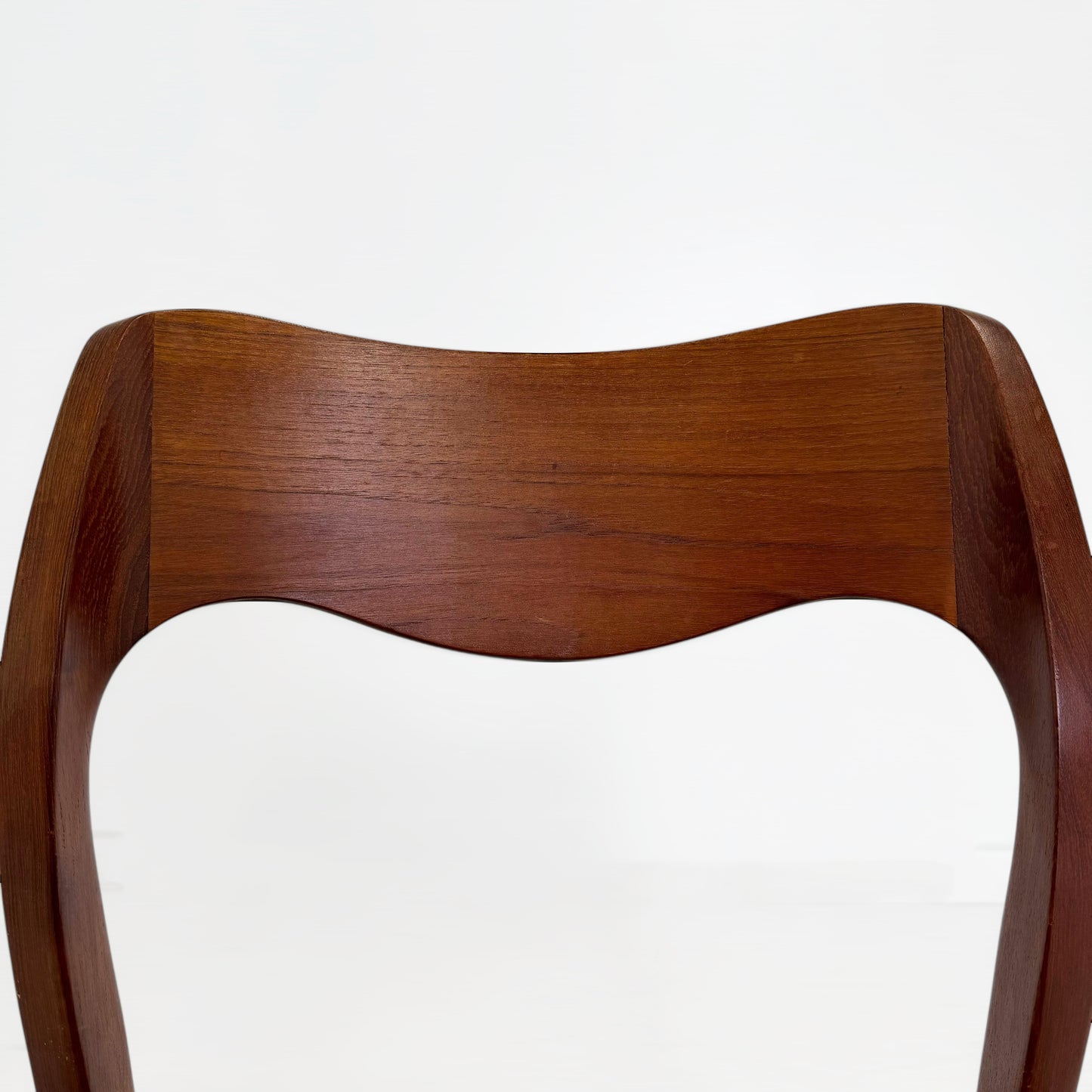 Niels Otto Moller Model.71 ダイニングチェア