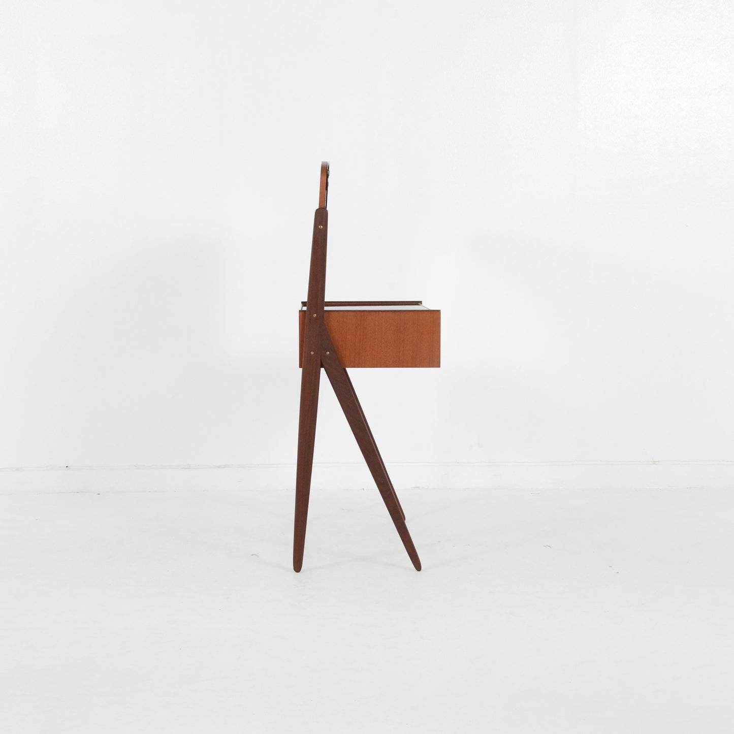 Arne Vodder ドレッサー