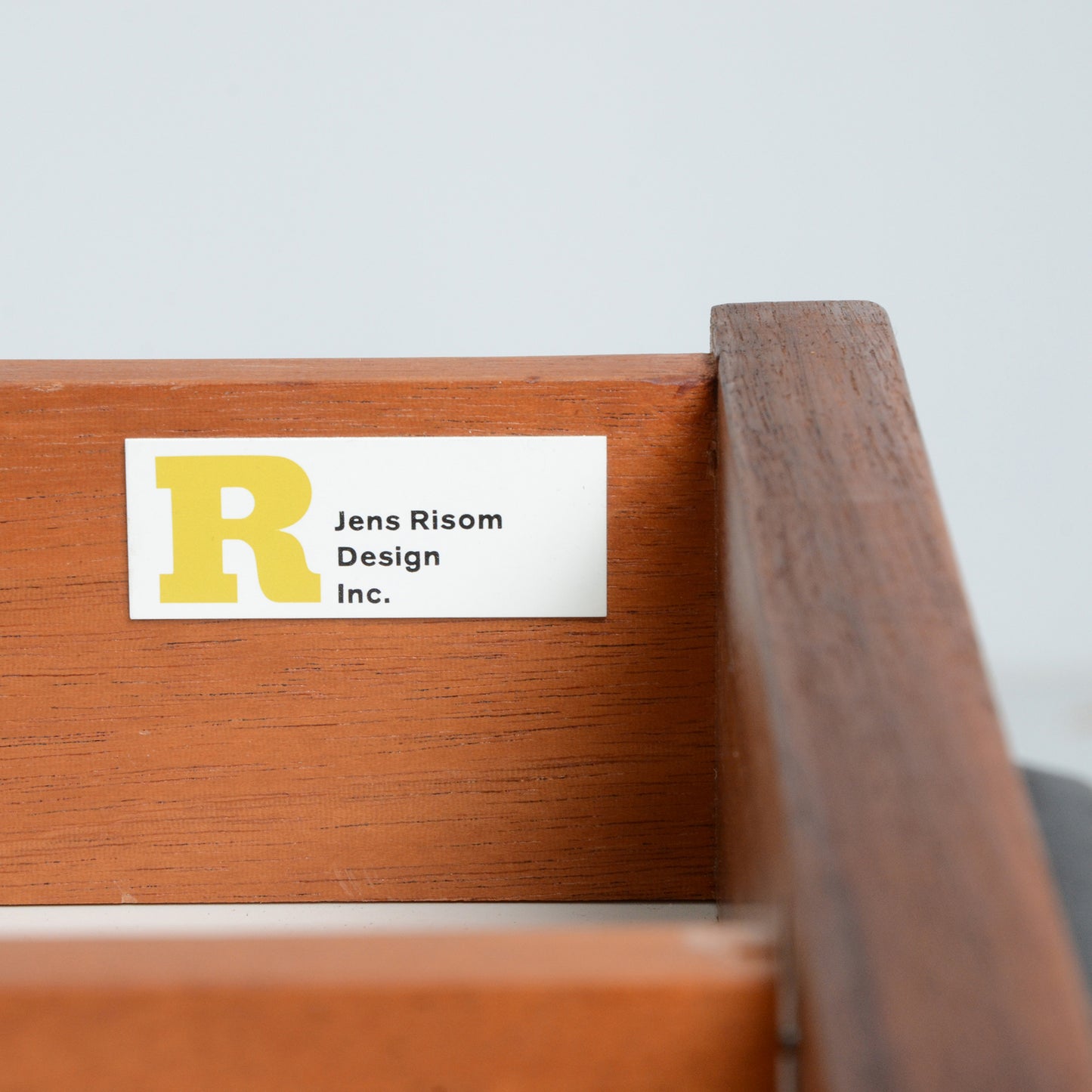 ファイルキャビネット Jens Risom(ジャン・リソム)