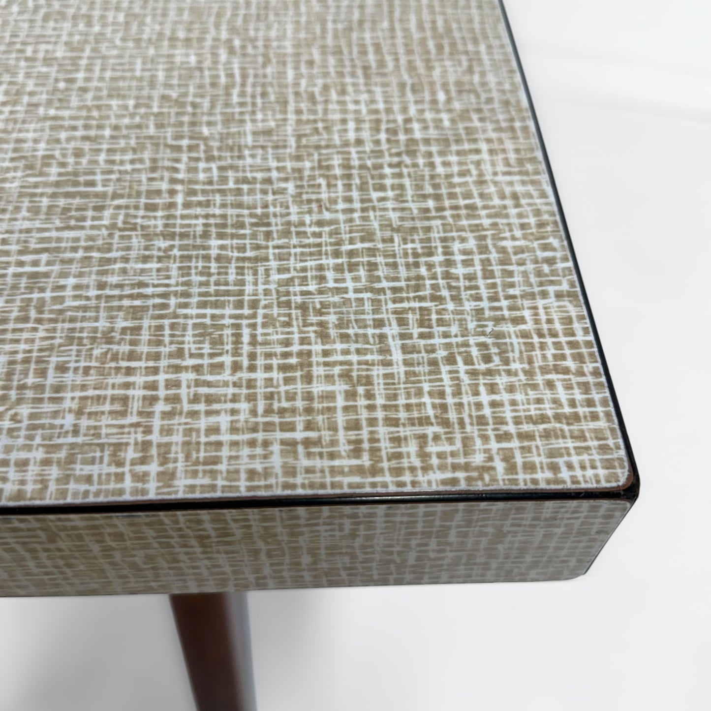 マルチテーブル