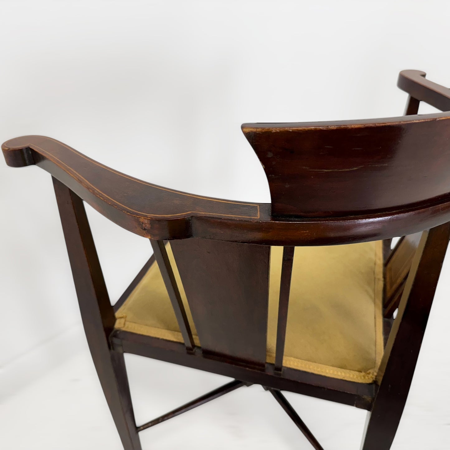 コーナーアームチェア