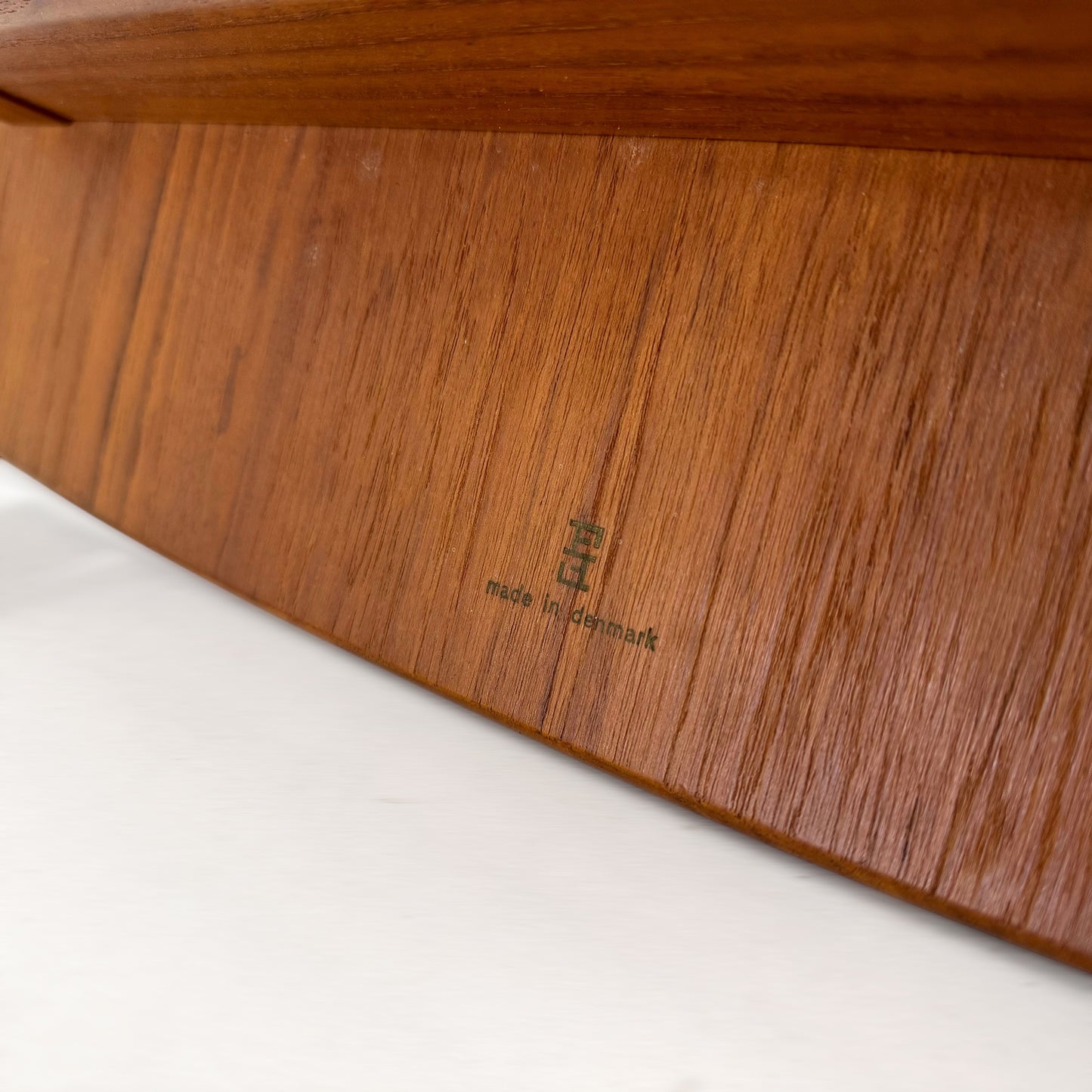 Tove & Edvard Kindt-Larsen サイドテーブル