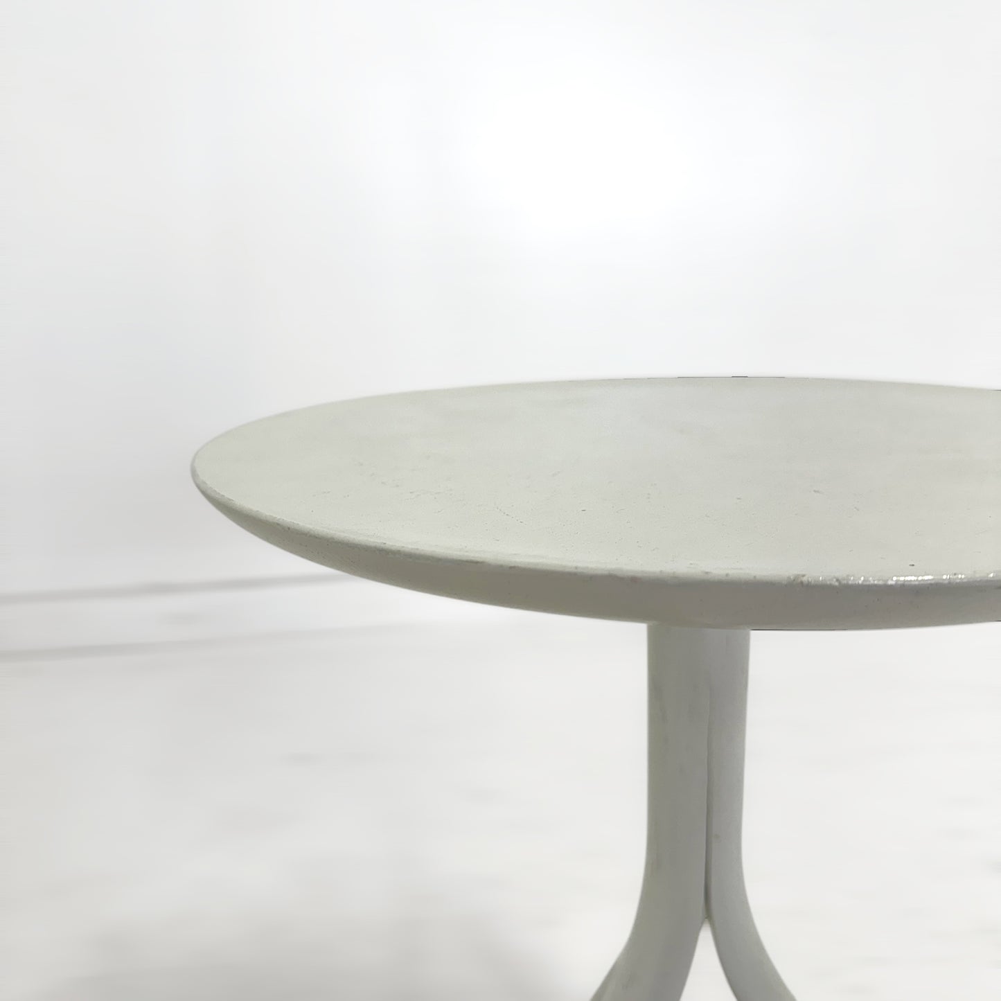 カフェテーブル