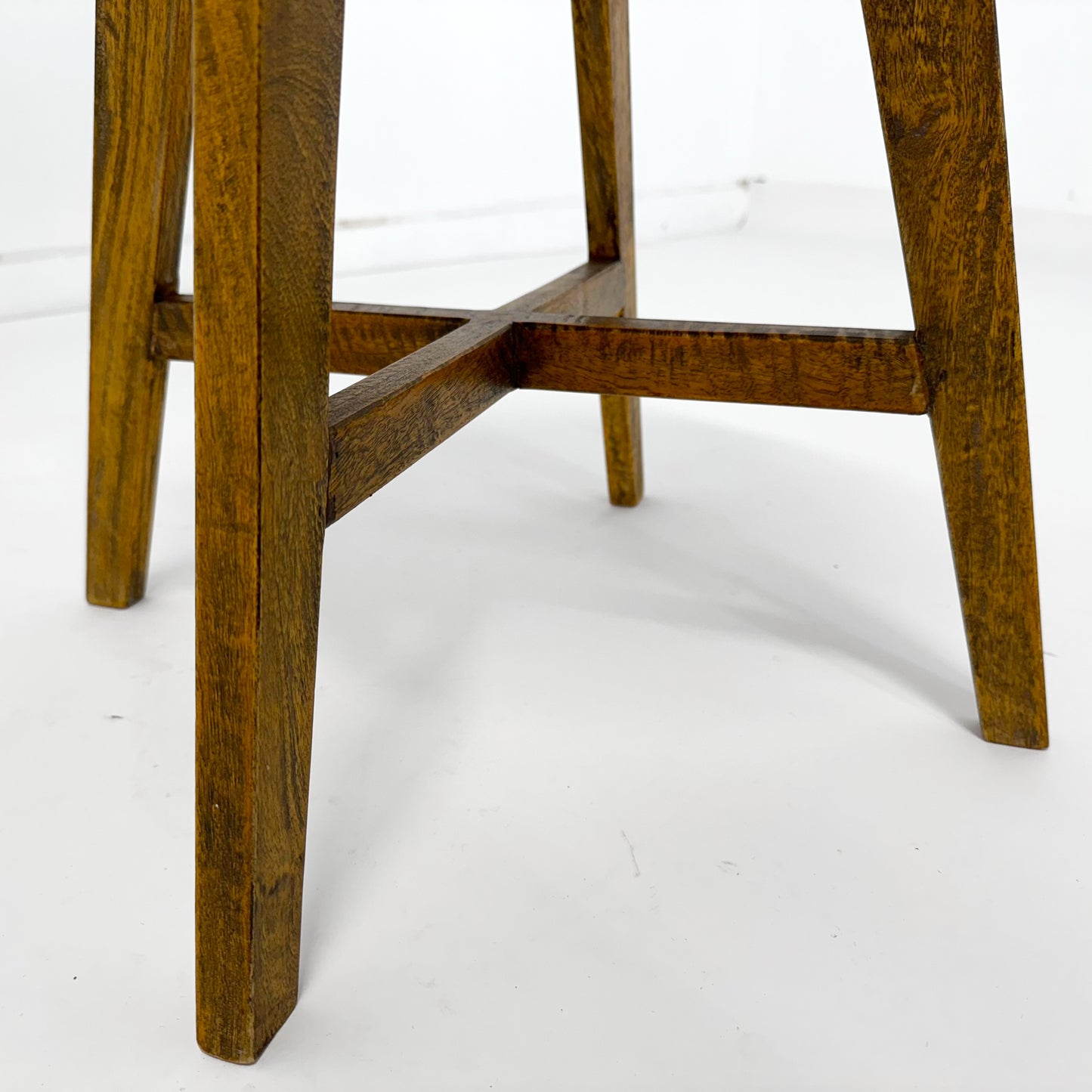 old maison ラウンドテーブル