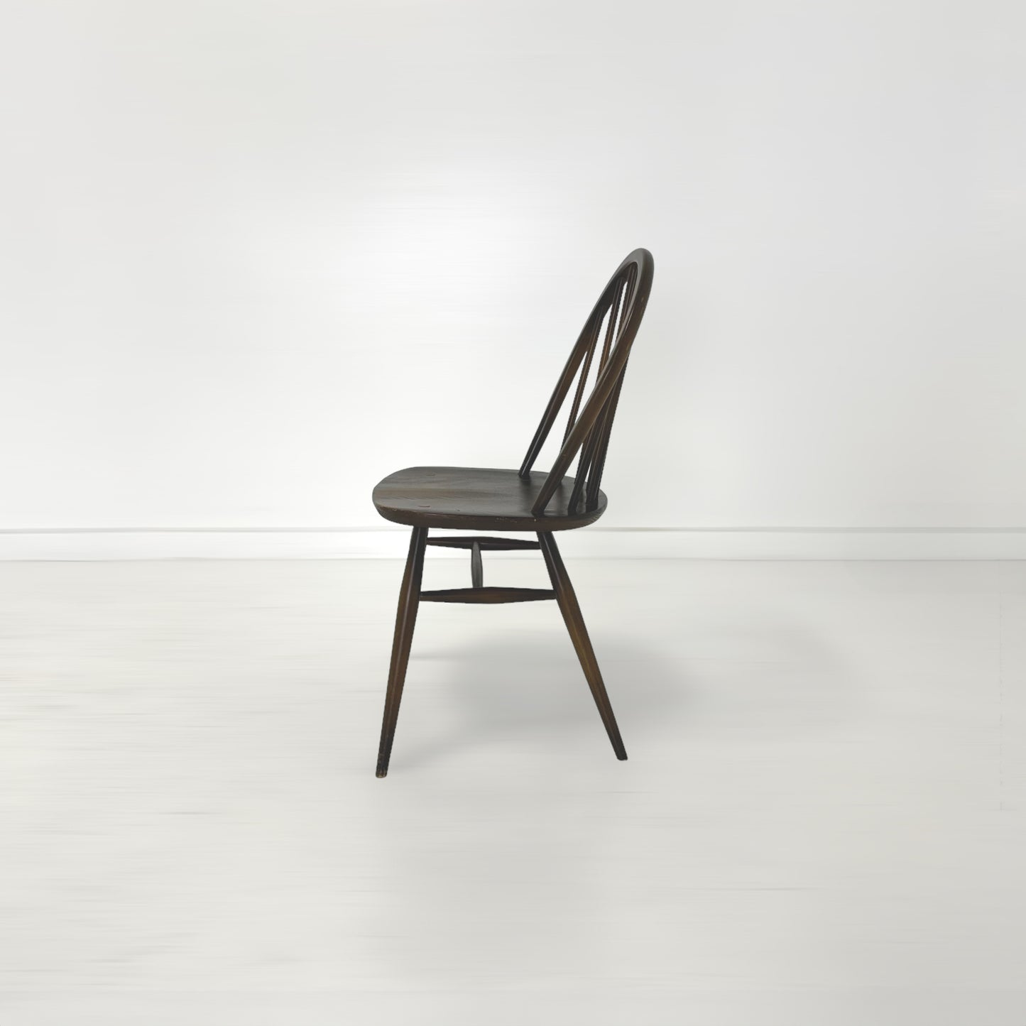 ERCOL ラウンドバックチェア