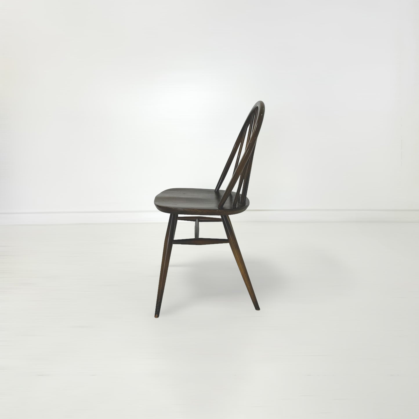 ERCOL ラウンドバックチェア