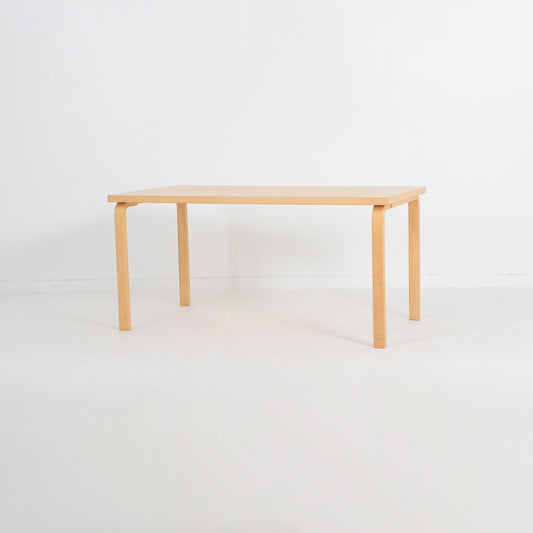 artek ダイニングテーブル