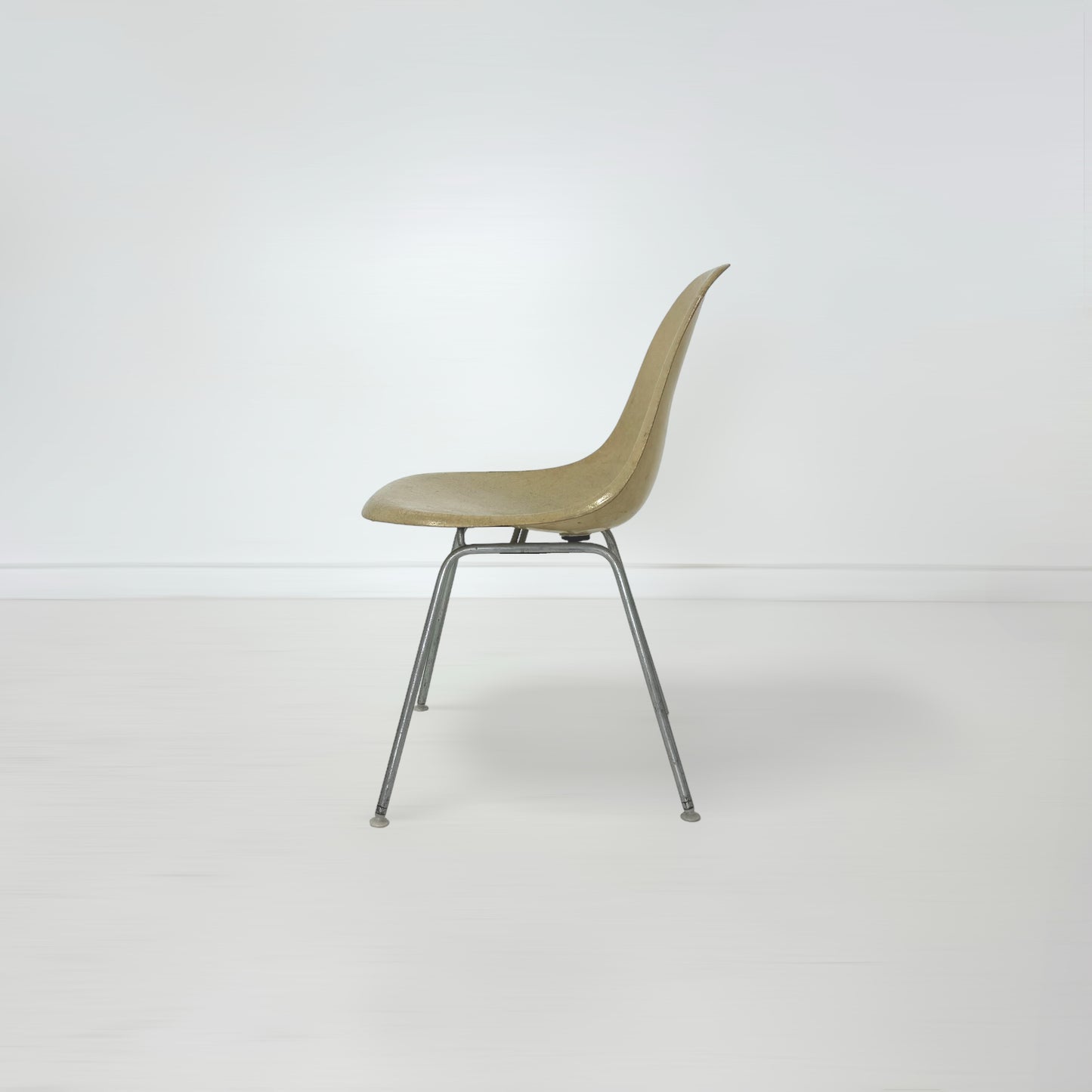 イームズ シェルチェア