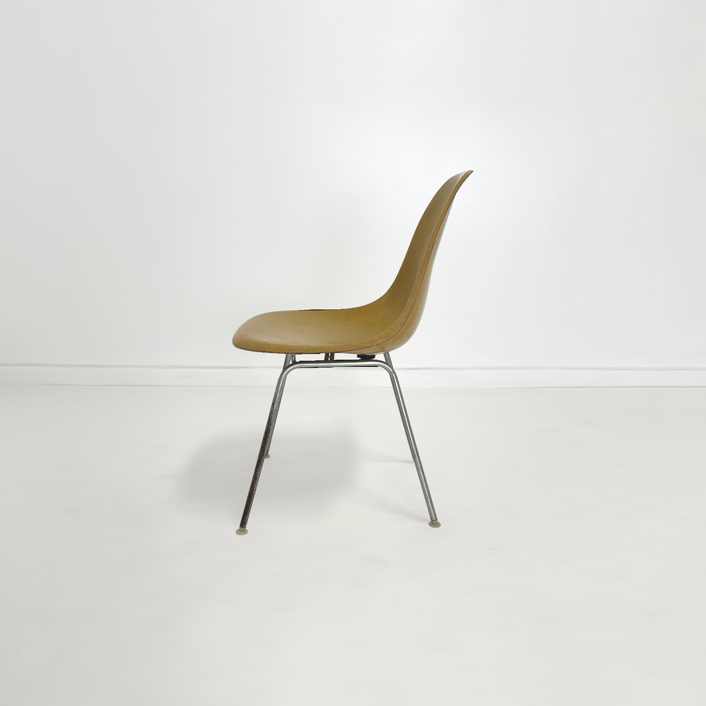 イームズシェルチェア