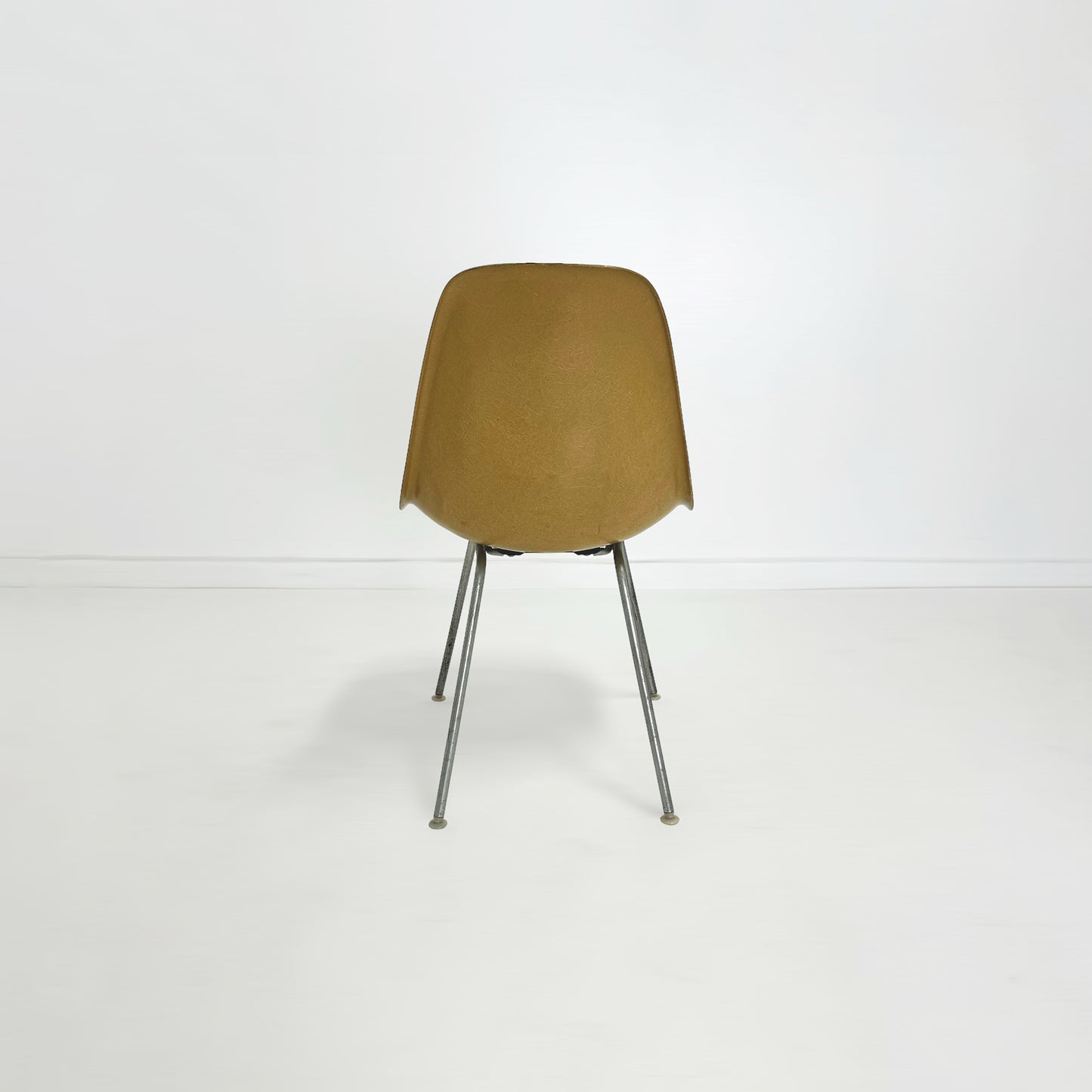 イームズシェルチェア