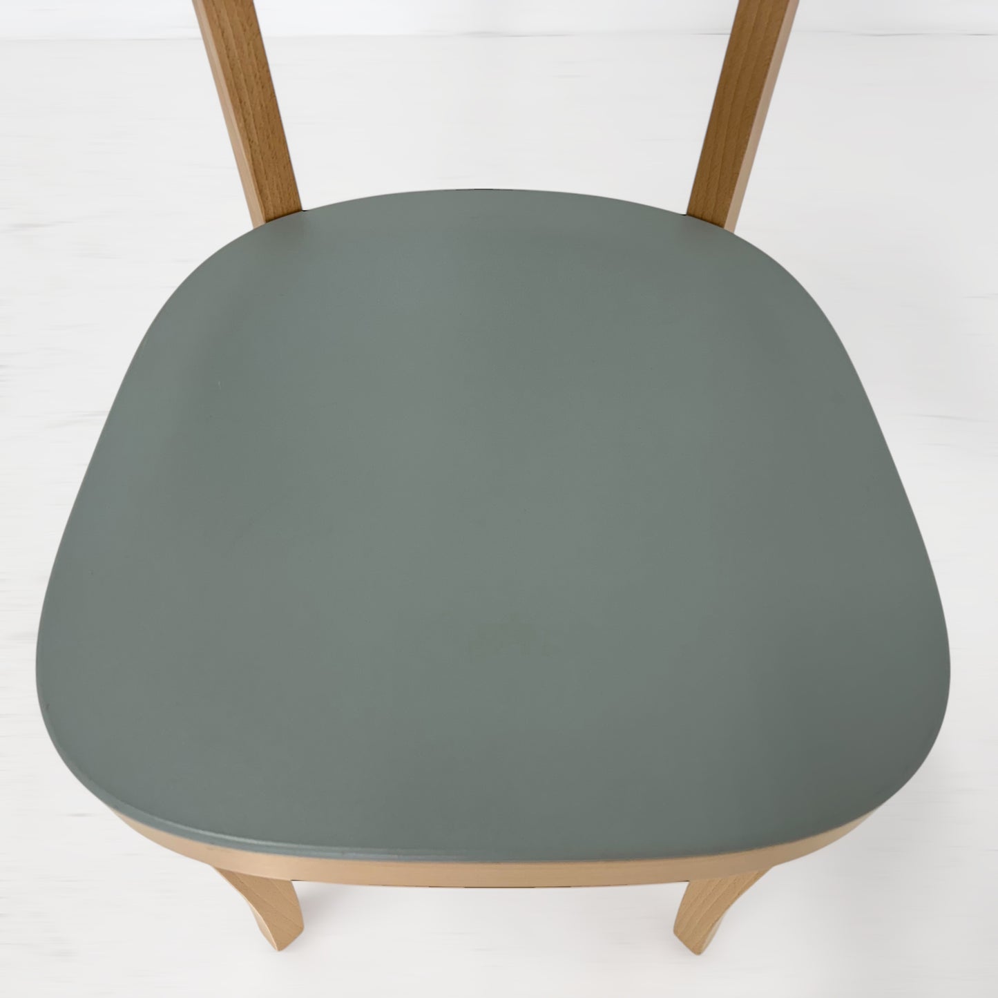 バーゼルチェア