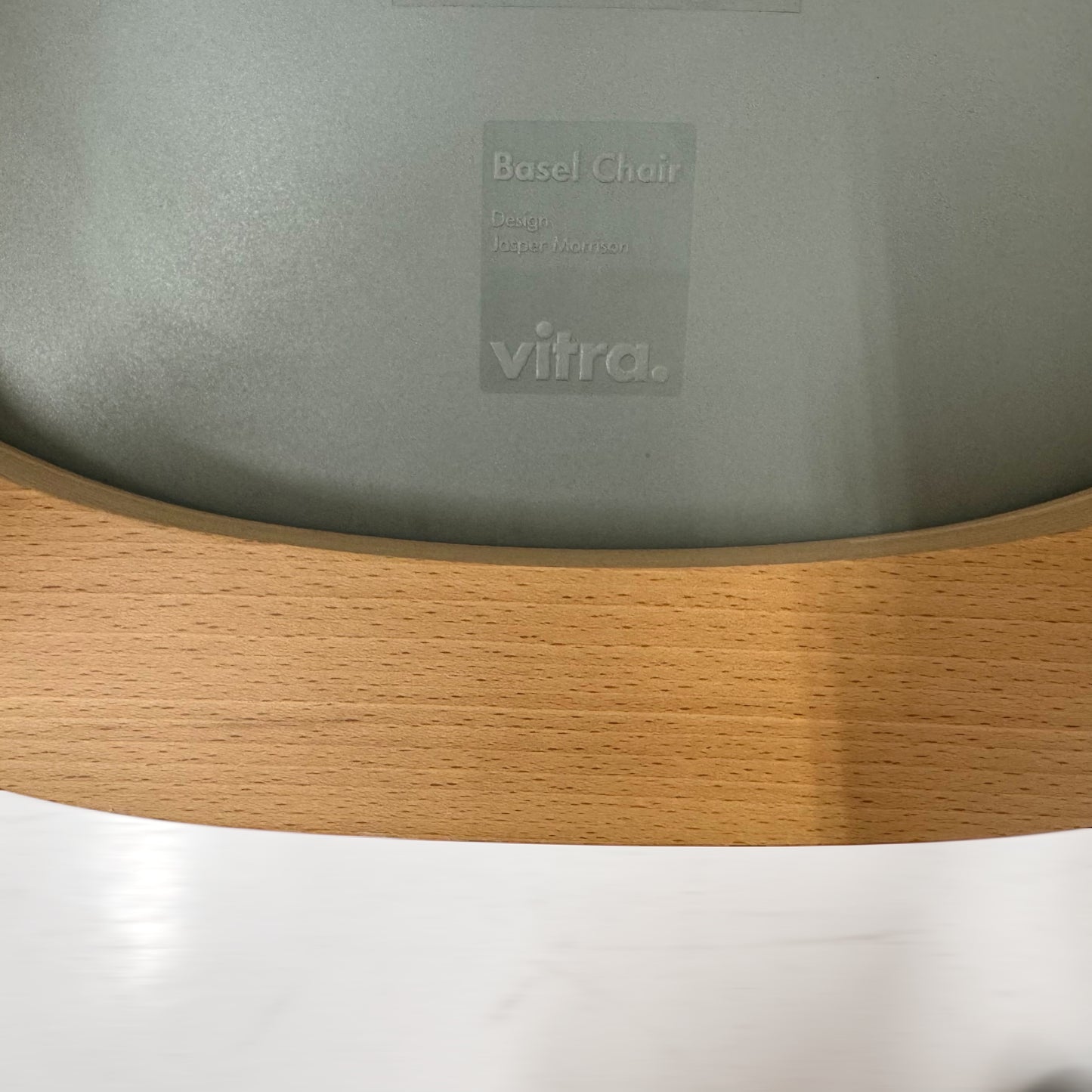 バーゼルチェア