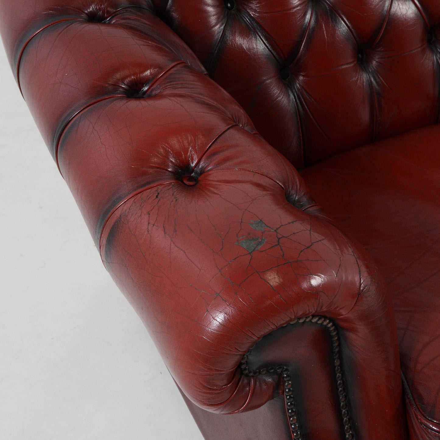 右肘掛けひび割れ有り