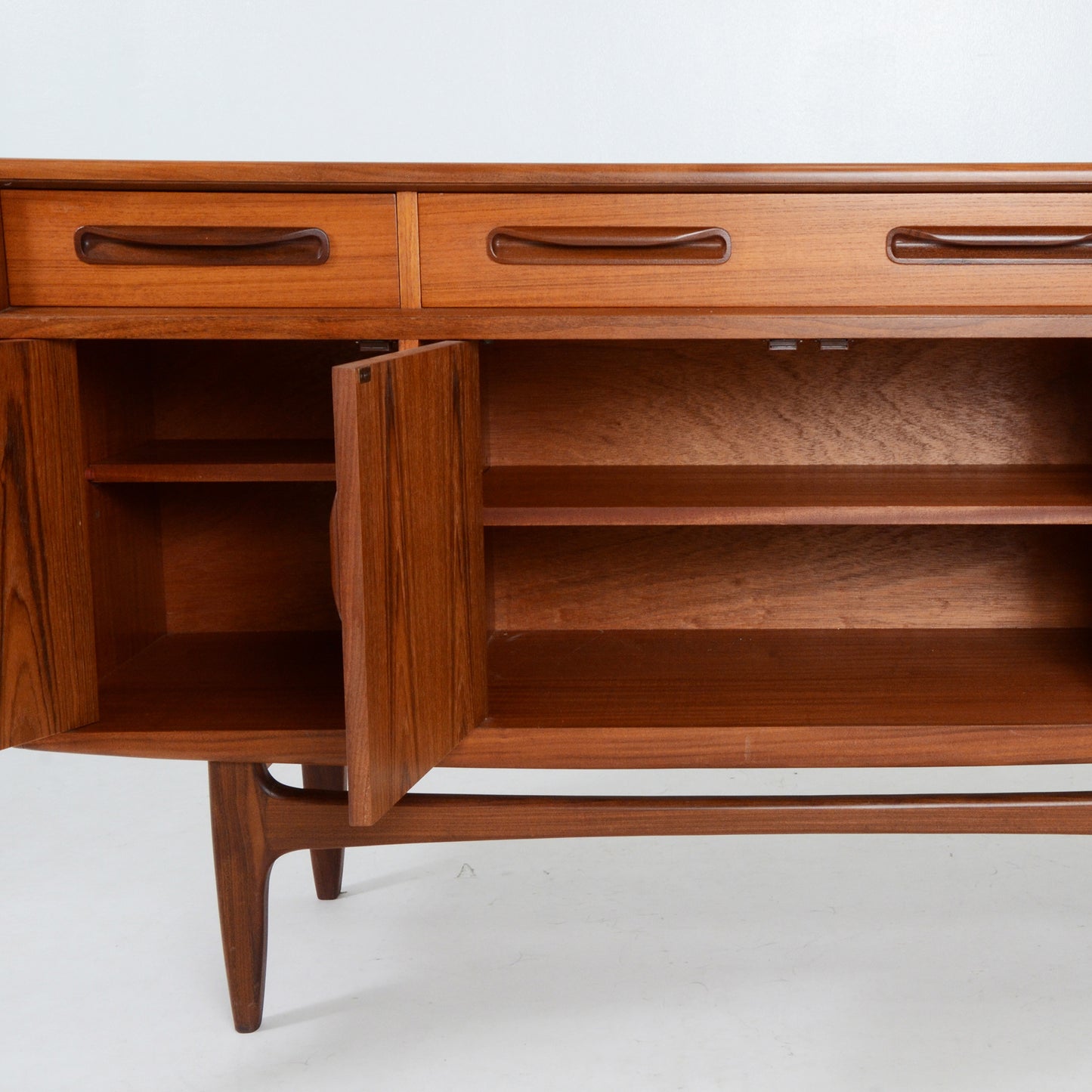 ご売約済）G-PLAN Fresco ショートサイドボード