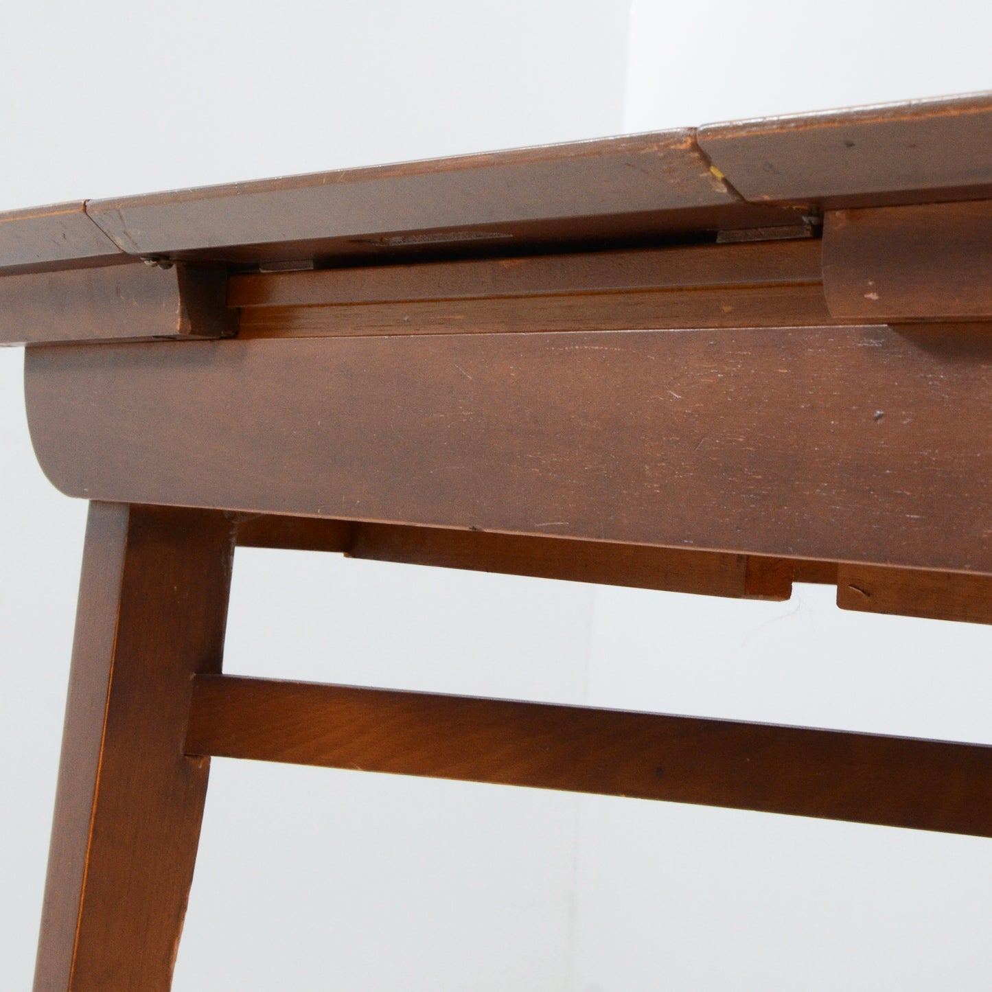 Beautility ティーテーブル