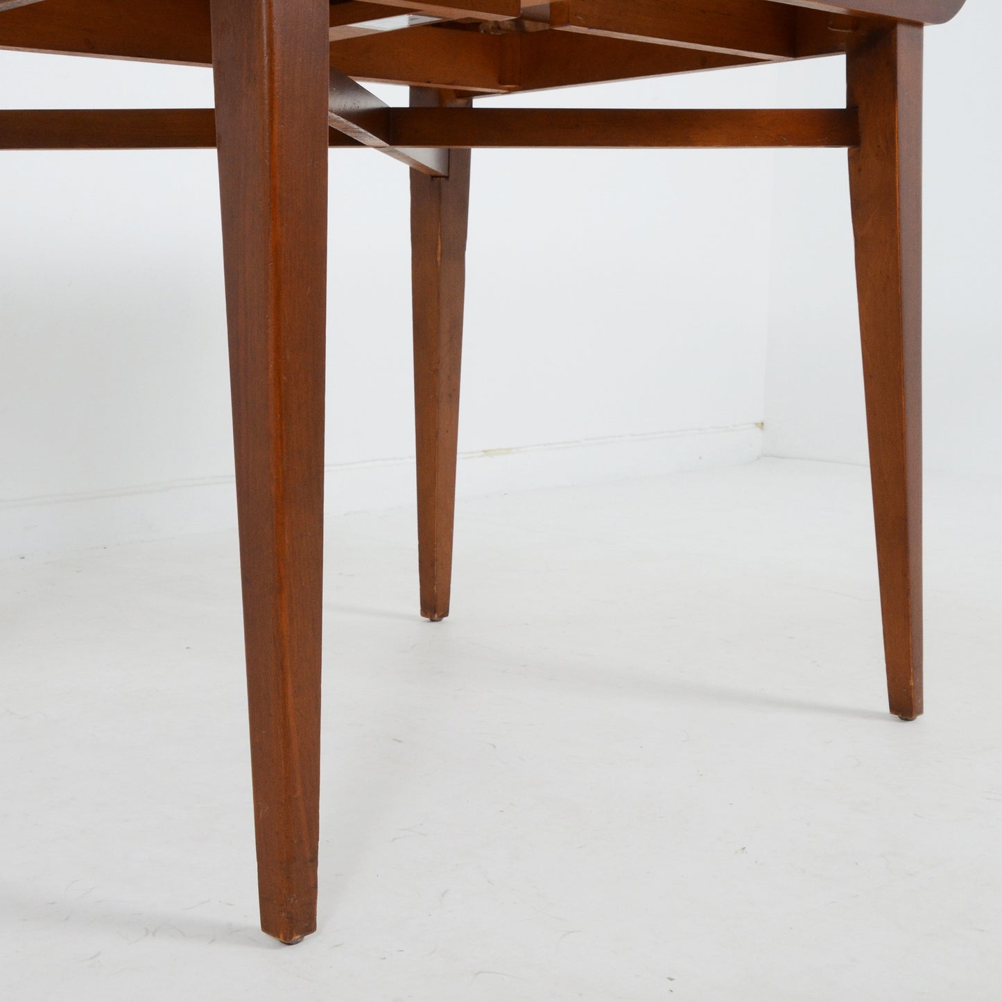 Beautility ティーテーブル