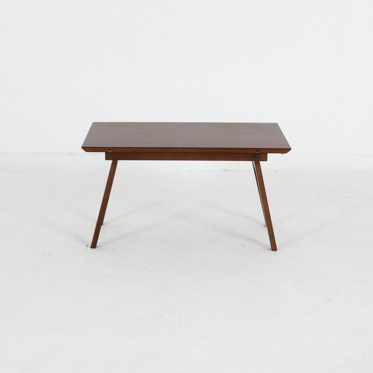 Beautility ティーテーブル