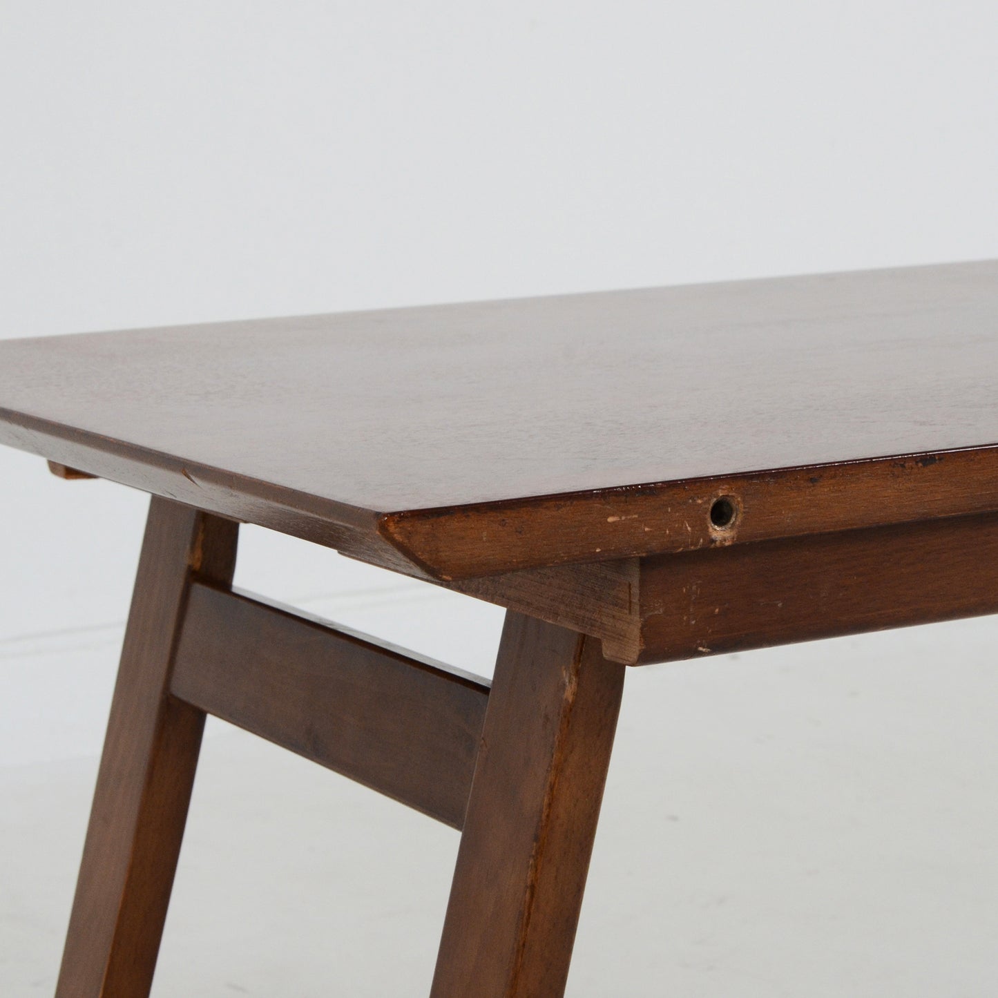 Beautility ティーテーブル