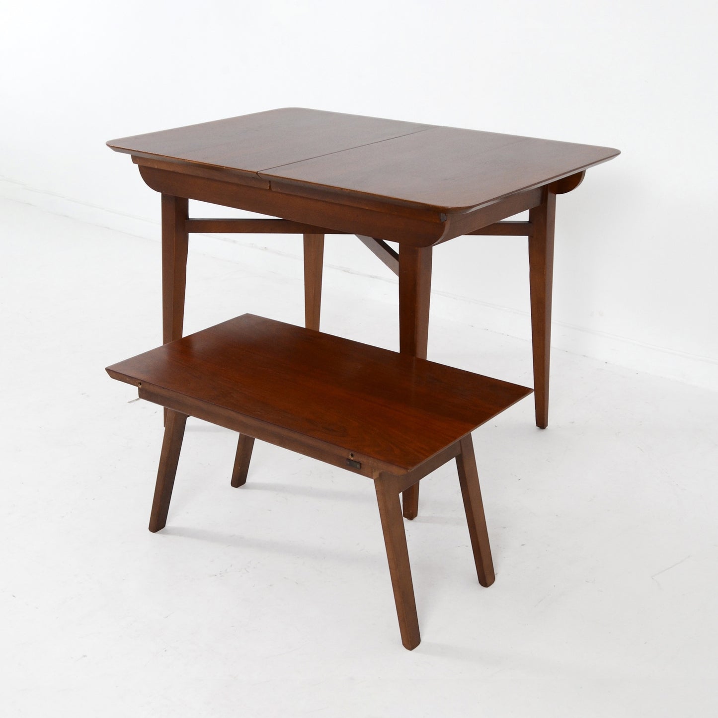 Beautility ティーテーブル