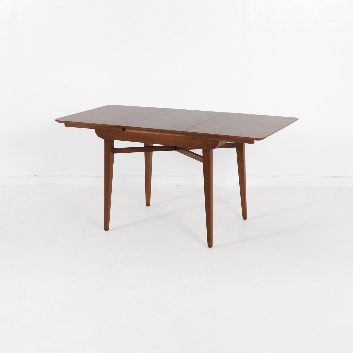 Beautility ティーテーブル