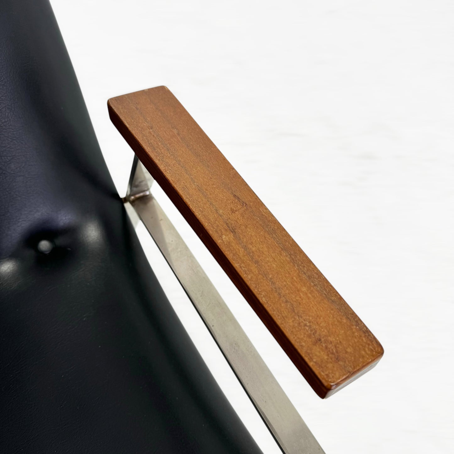 ハイバックチェア