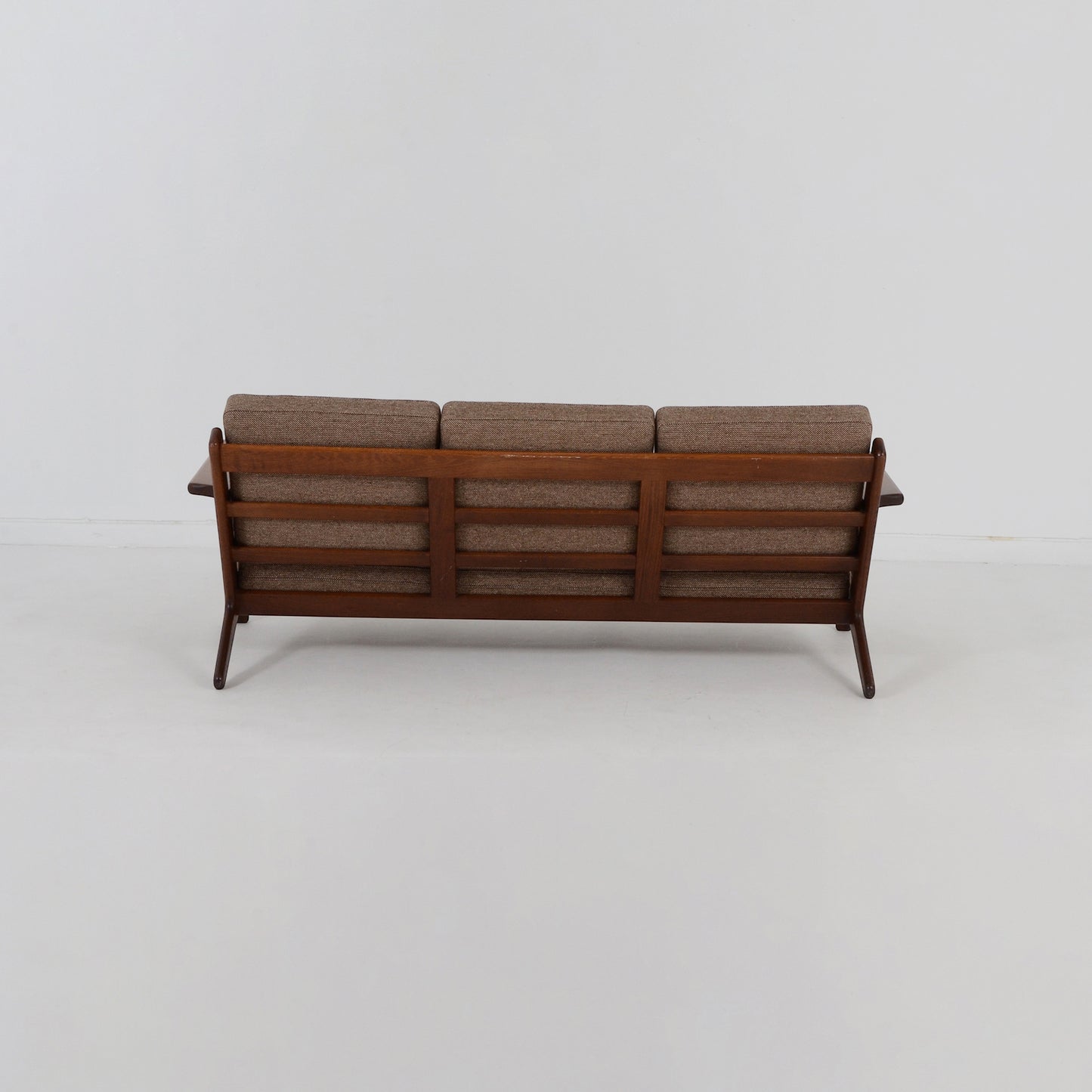 Hans J Wegner GE290 3シーターソファ