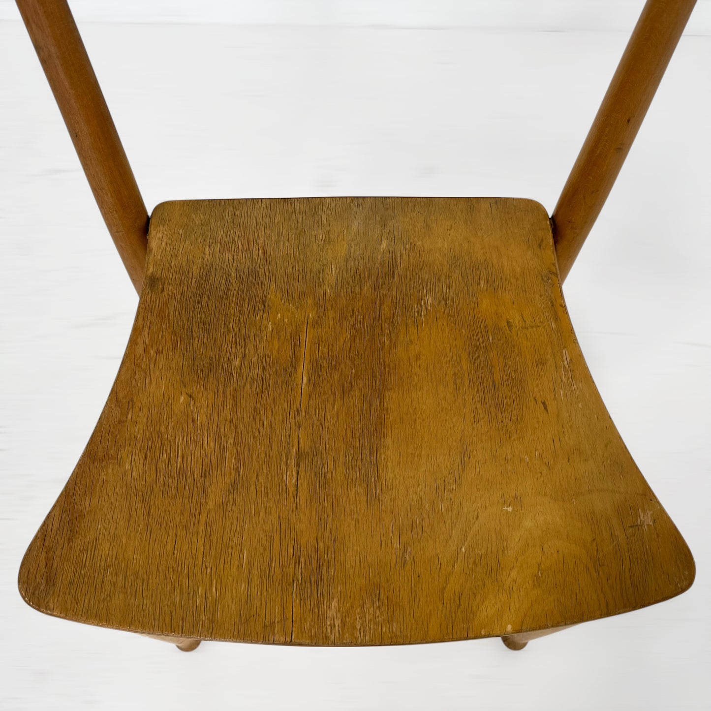 スタッキングチェア