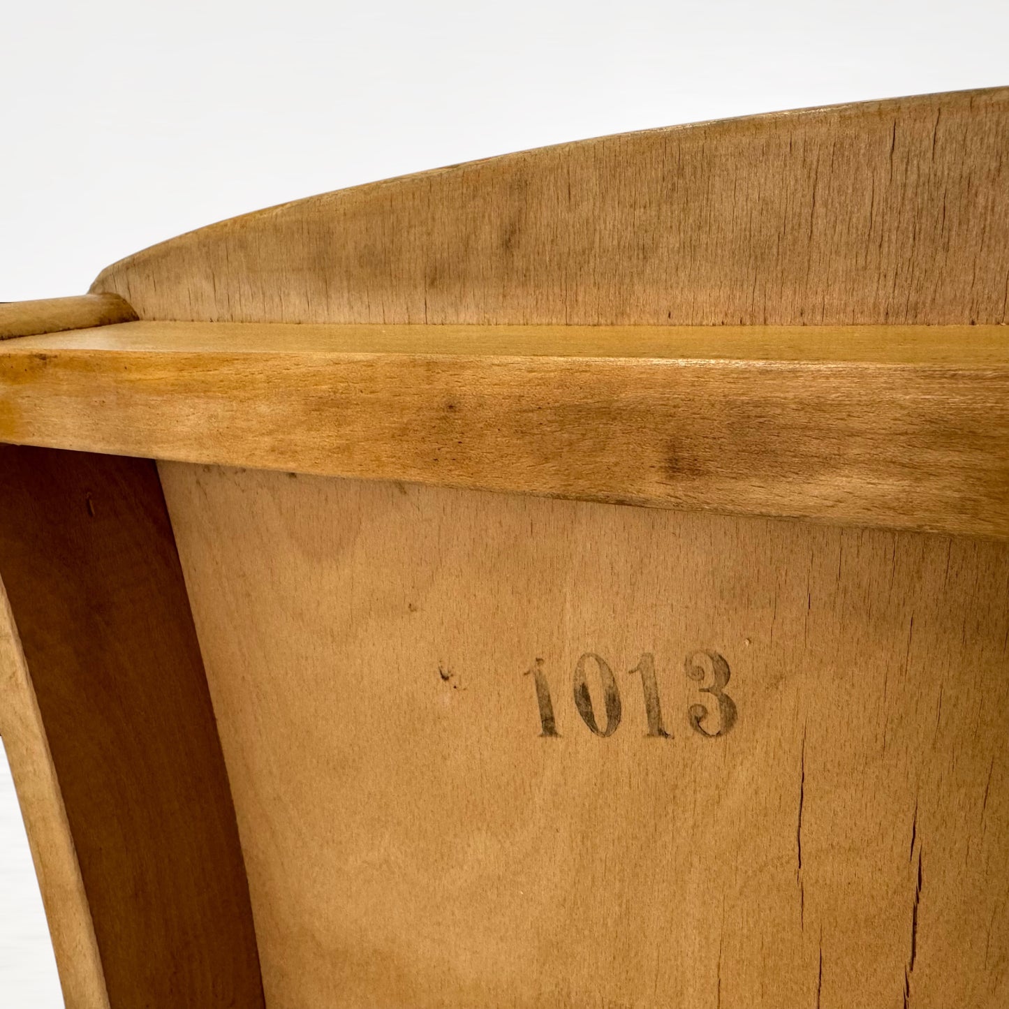 スタッキングチェア