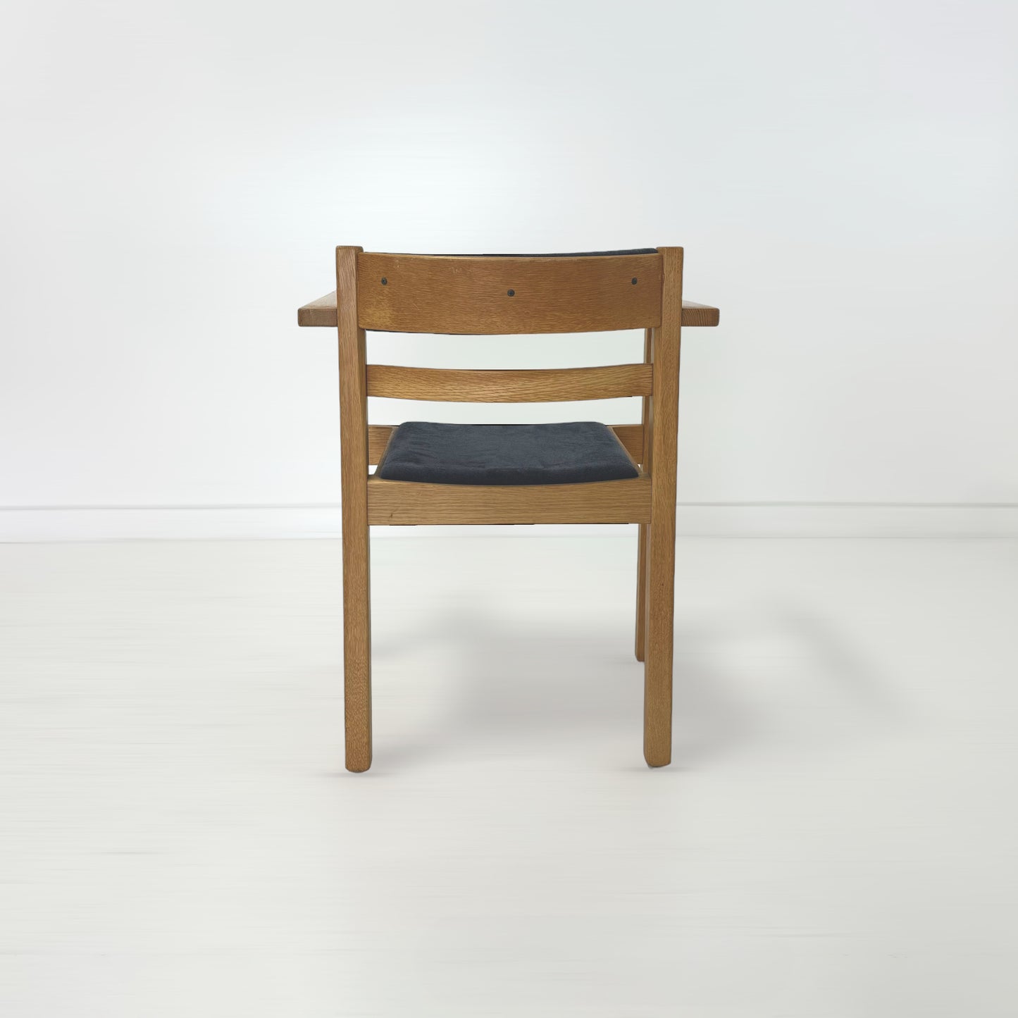 アームチェア Axel Larsson