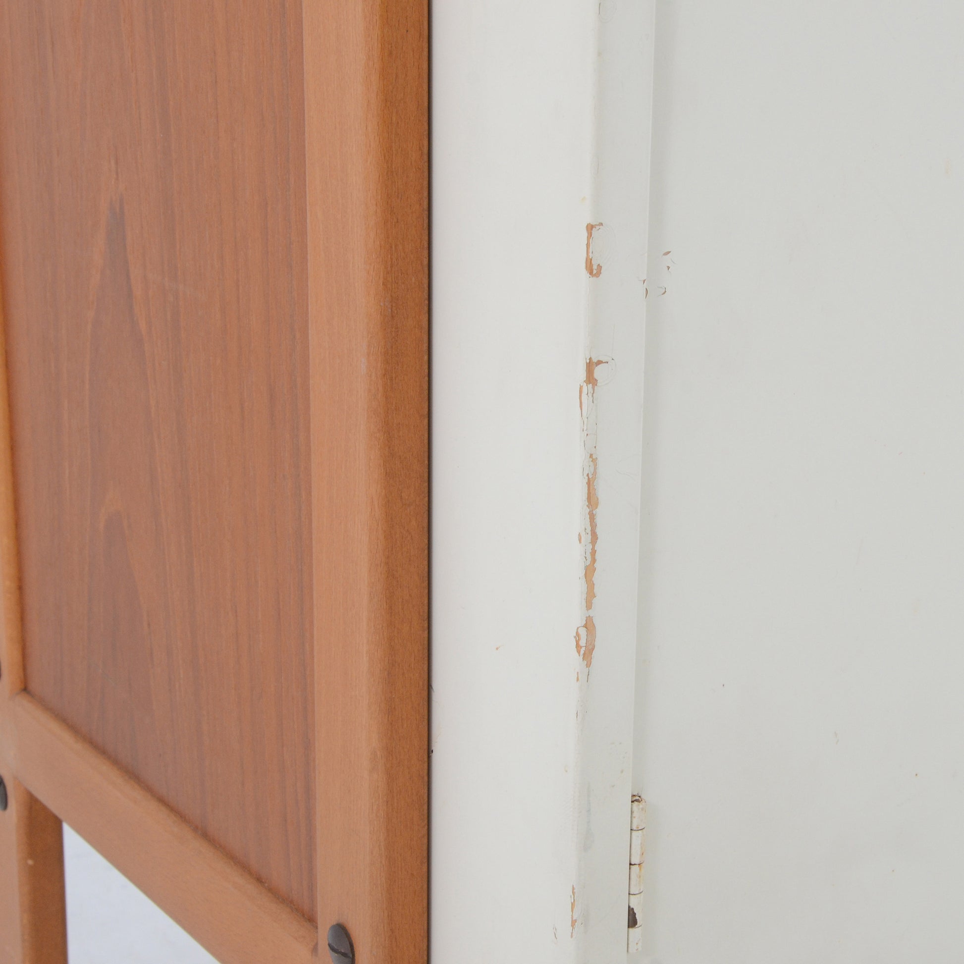 側面：塗装剥がれ箇所がございます