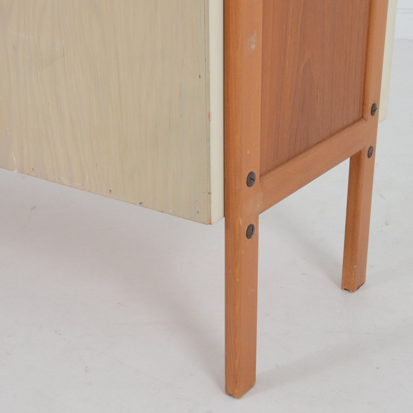 Tord Kempe ベースキャビネット