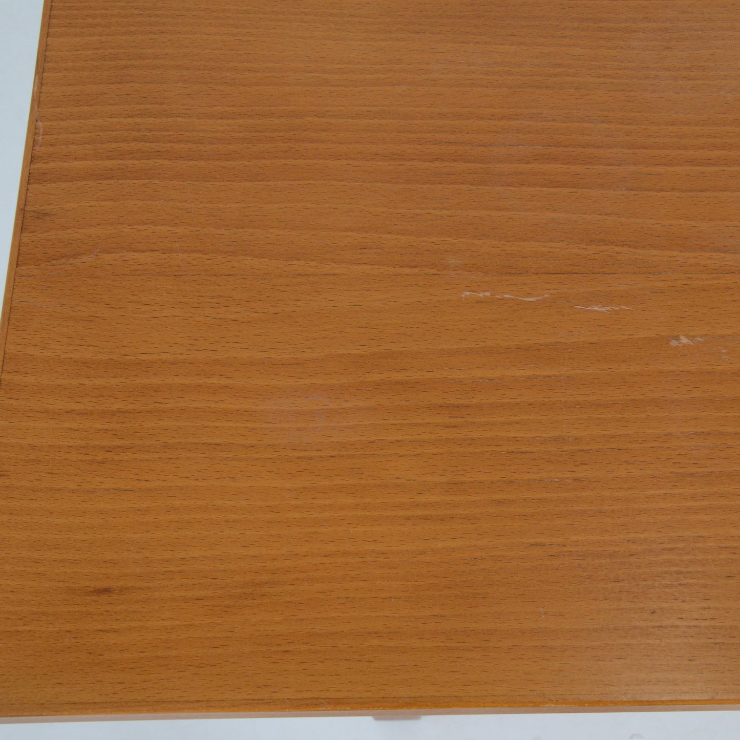 天板：小さな傷がございます