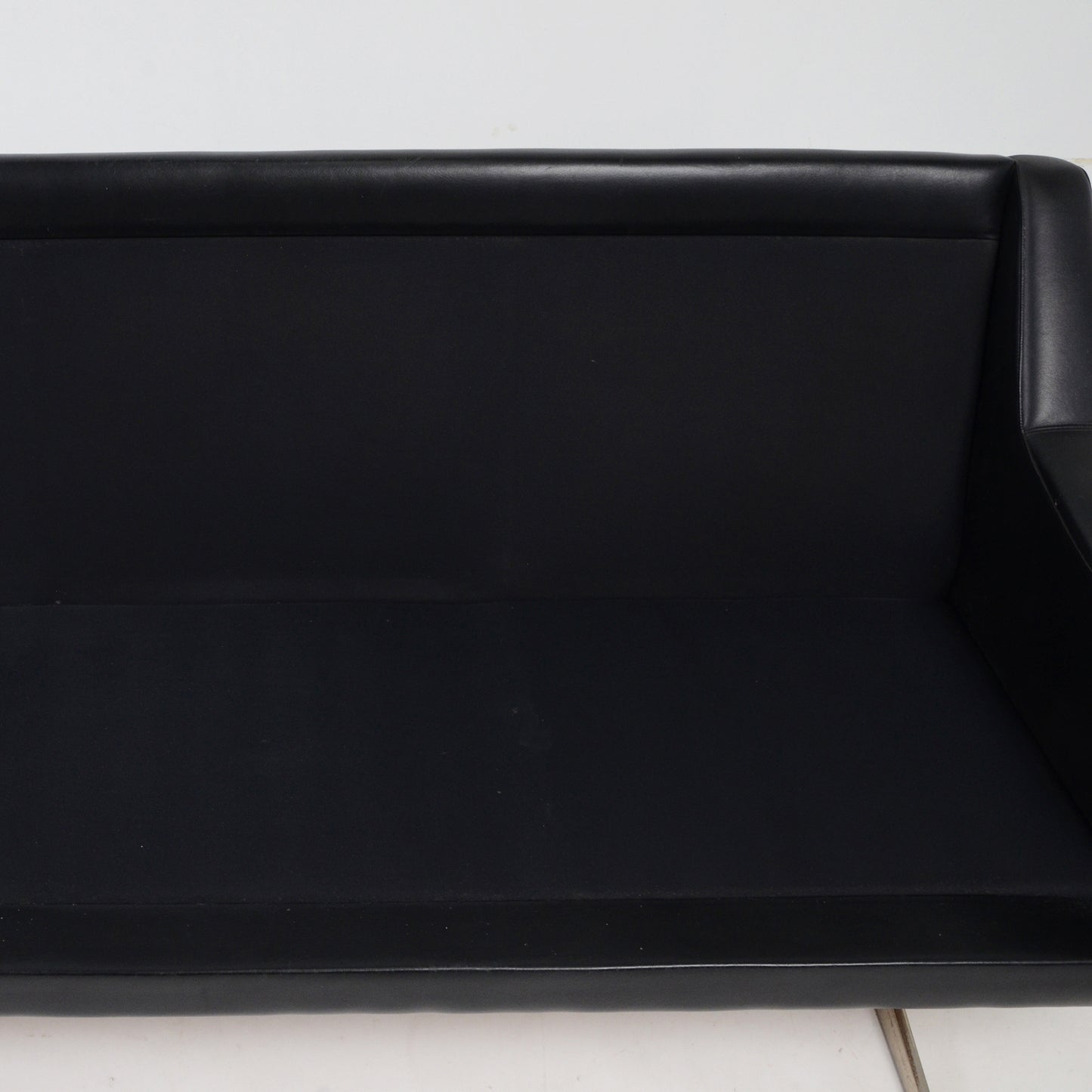 3シーターソファ ブラックレザー