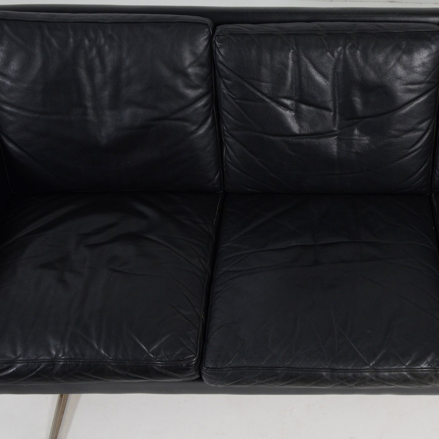 座面背面しわ有り