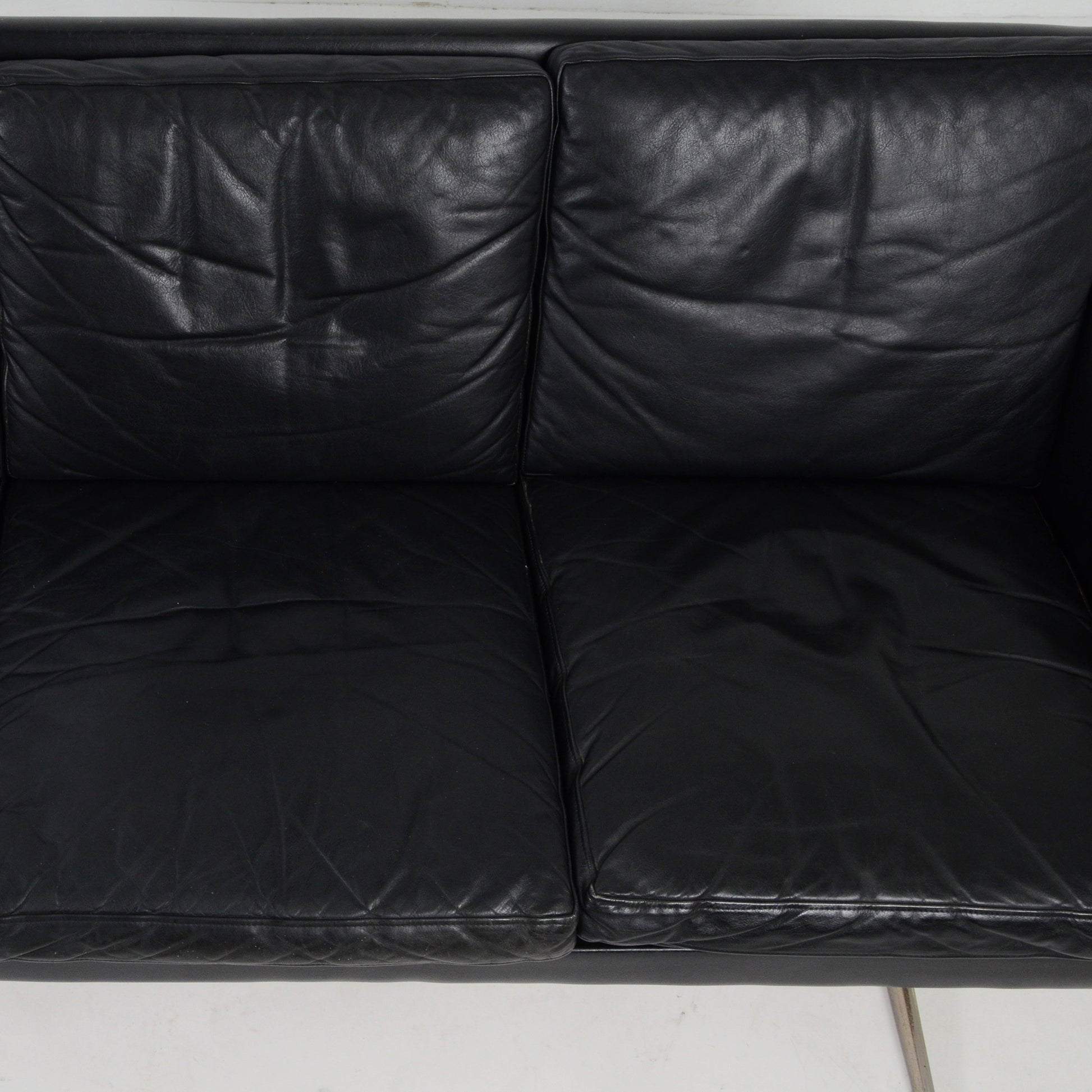 座面背面しわ有り