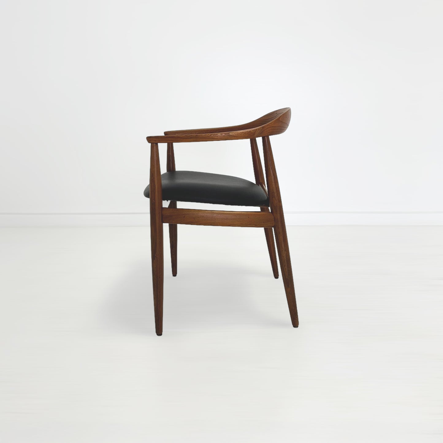 The Chair　Hans J Wegner リプロダクト