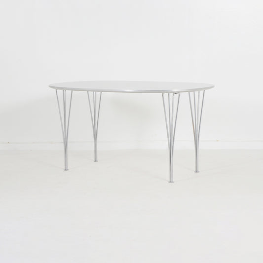 FRITZ HANSEN 楕円テーブル