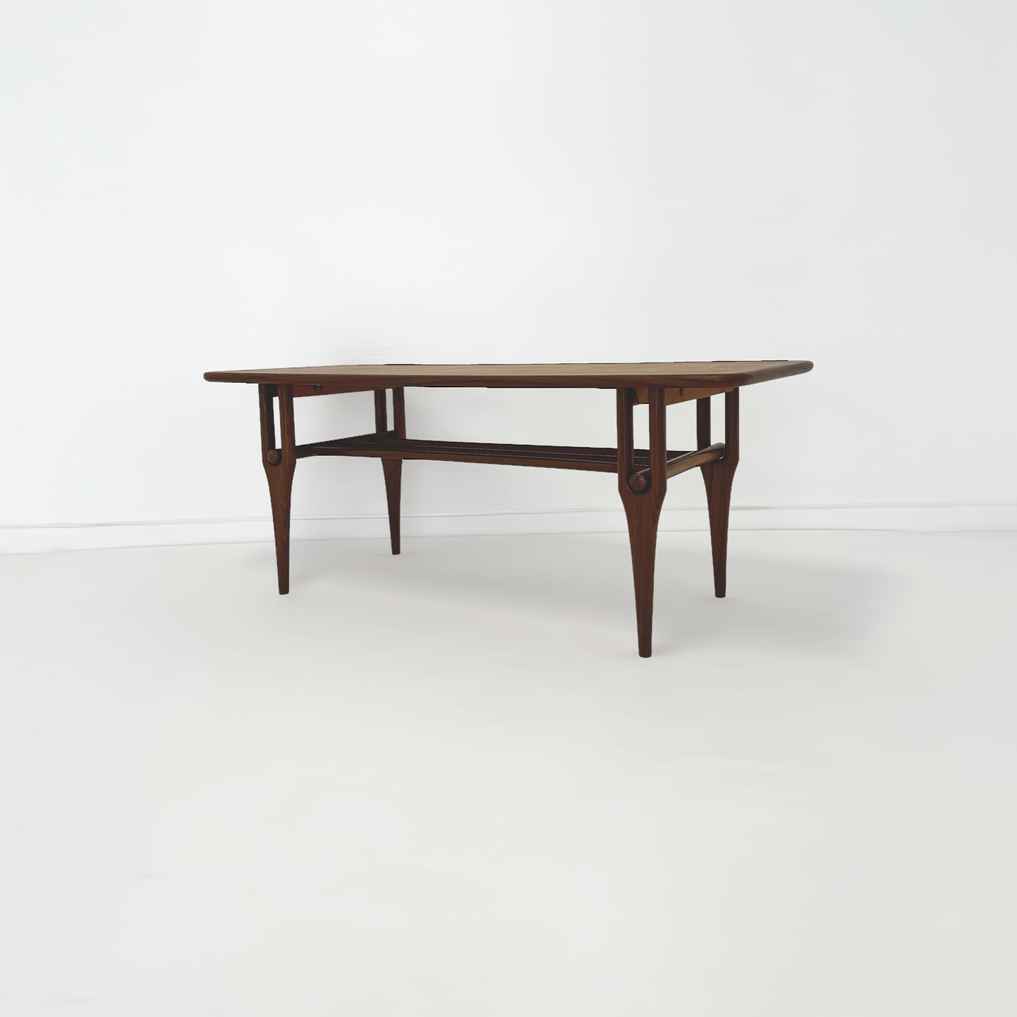 コーヒーテーブル