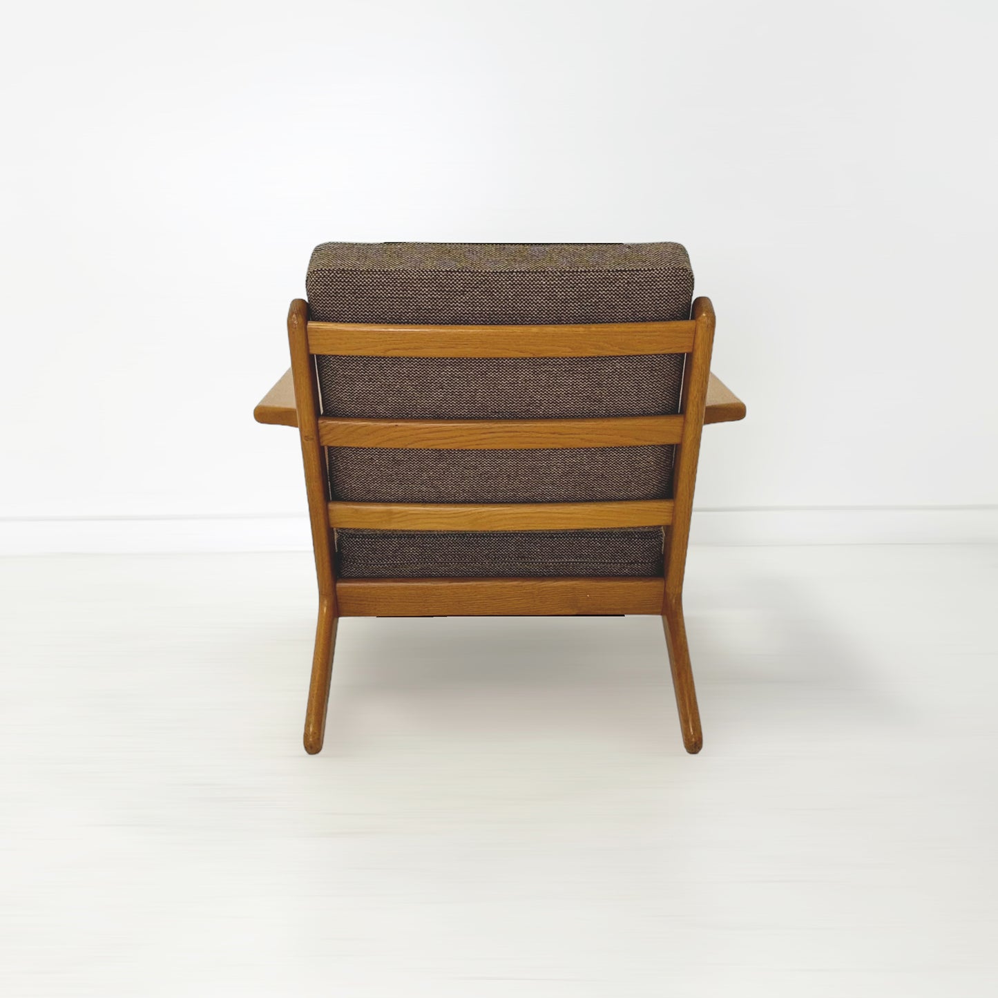 GE290 Hans J. Wegner イージーチェア