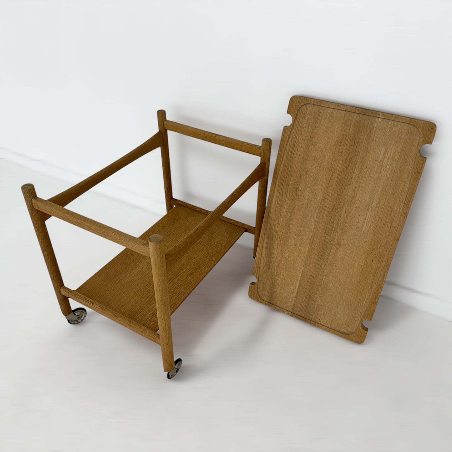 Hans J Wegner AT48トロリー