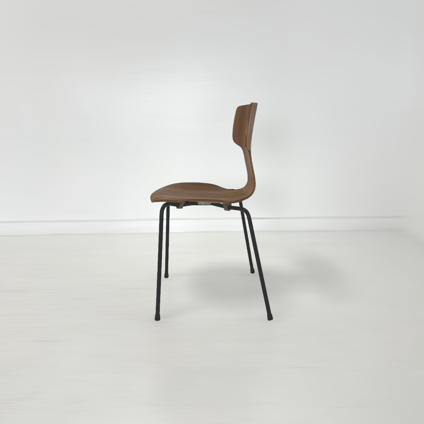 チェア Arne Jacobsen FH3103