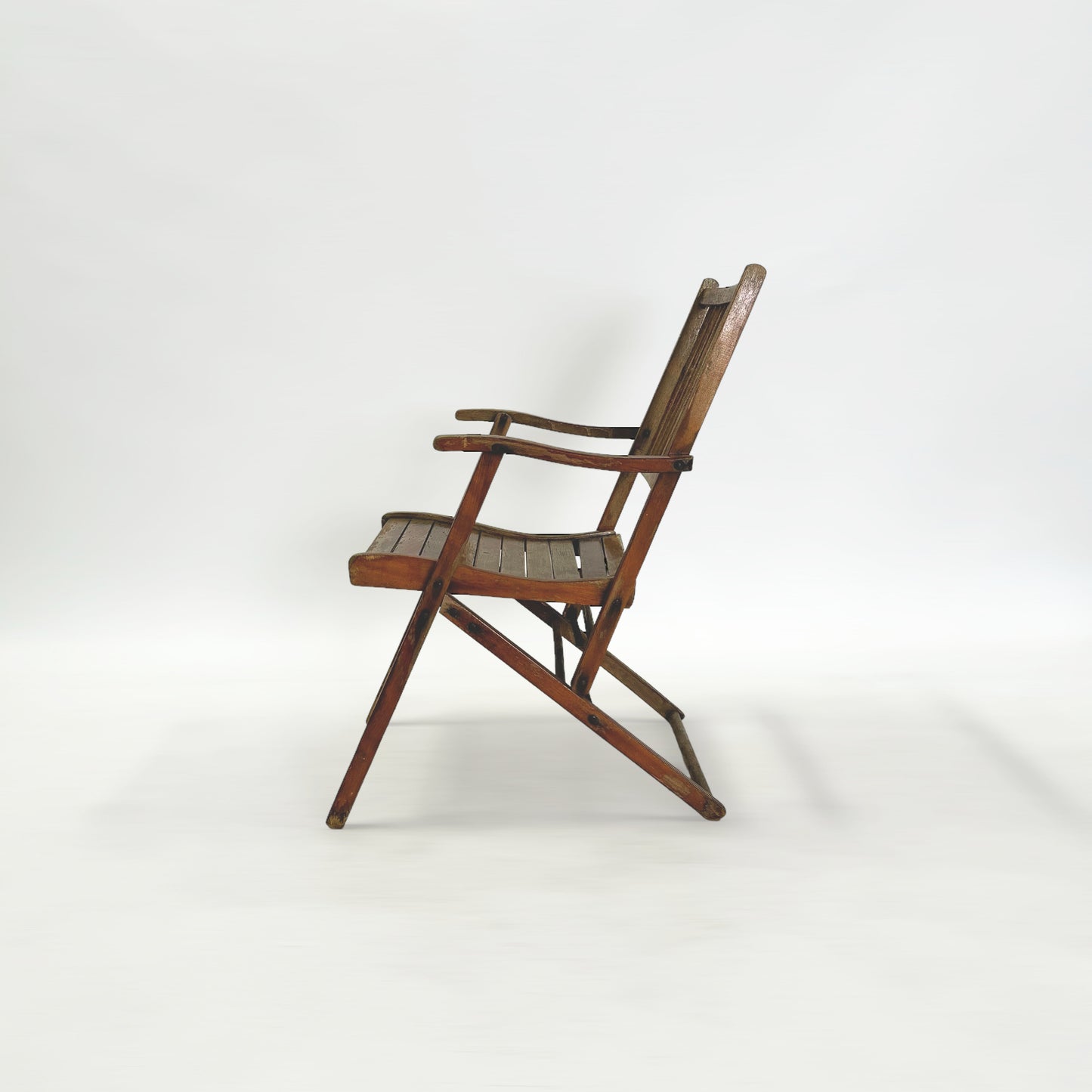 フォールディングチェア