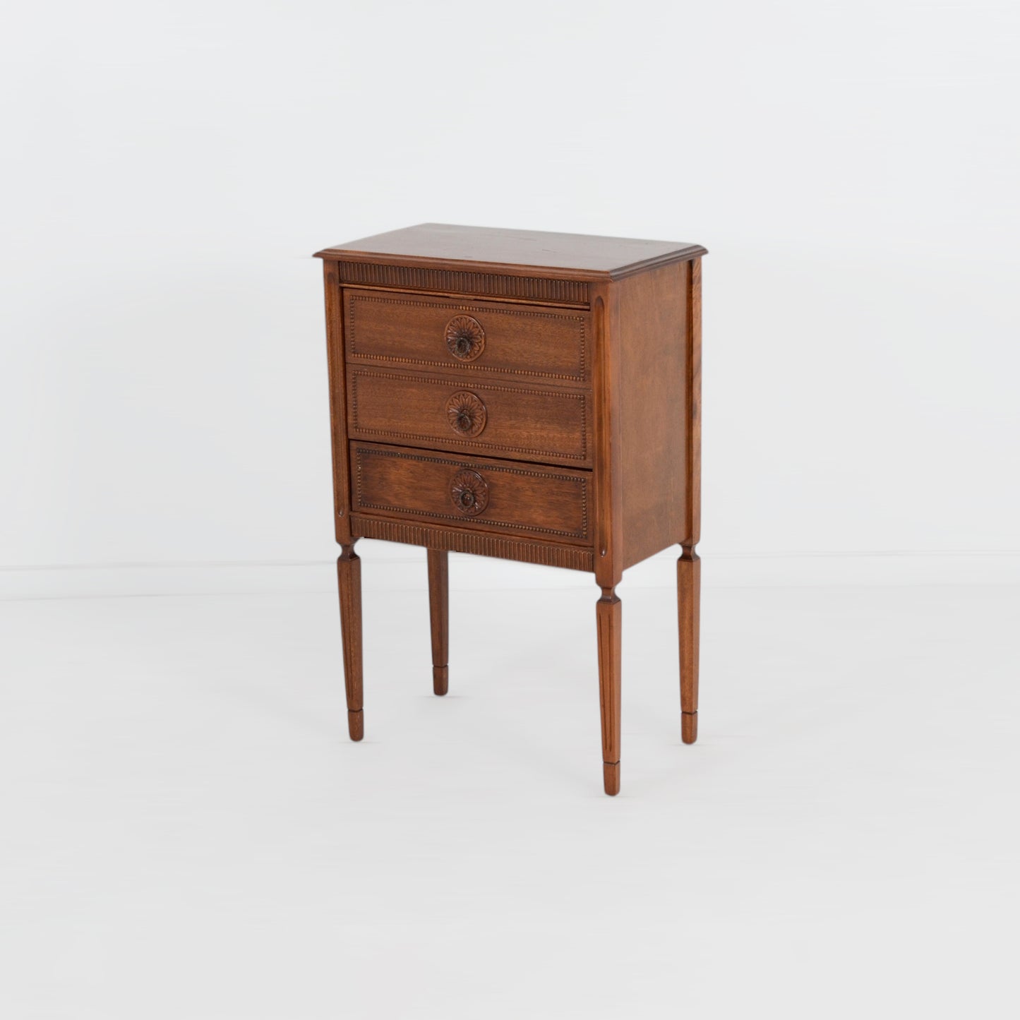 サイドチェスト