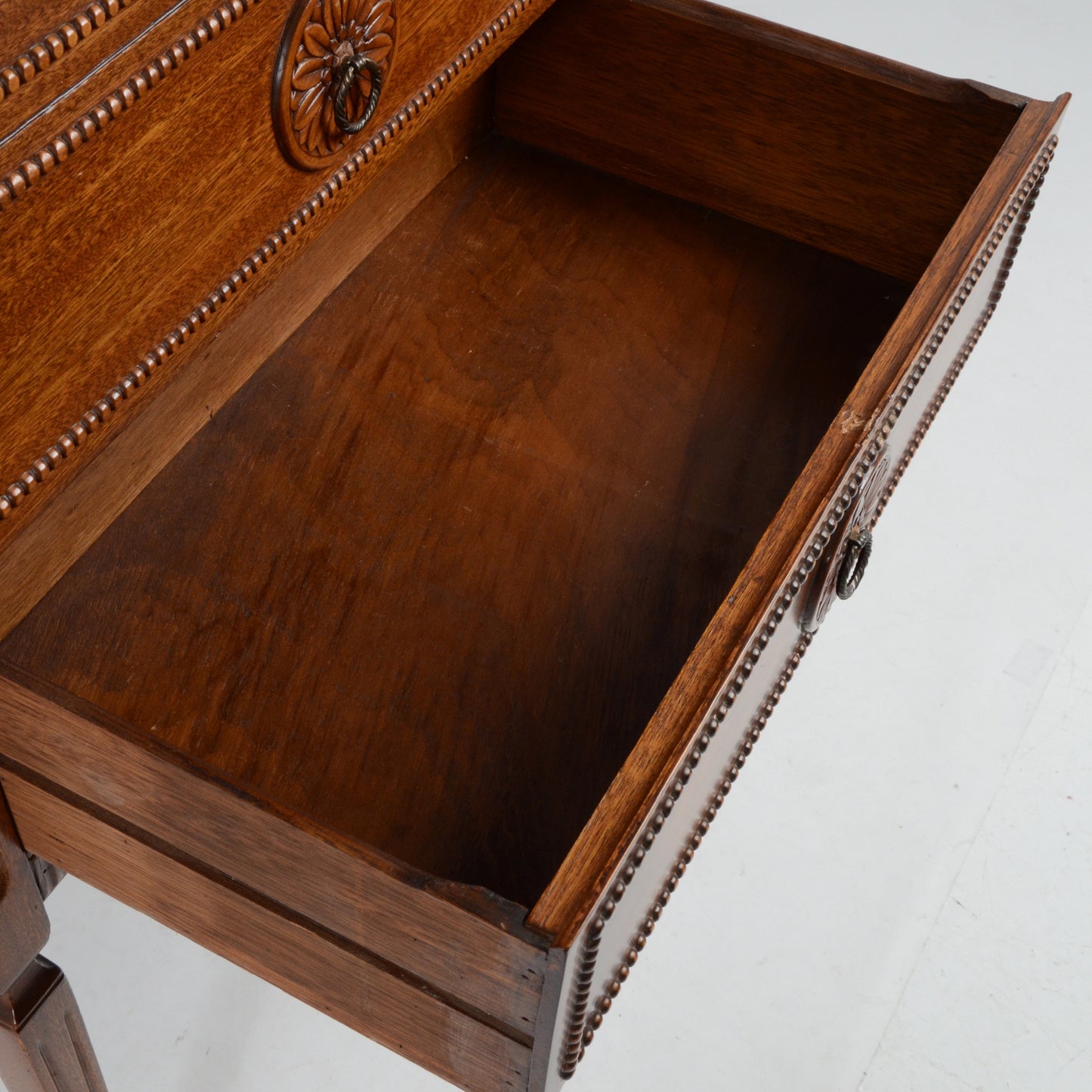 サイドチェスト