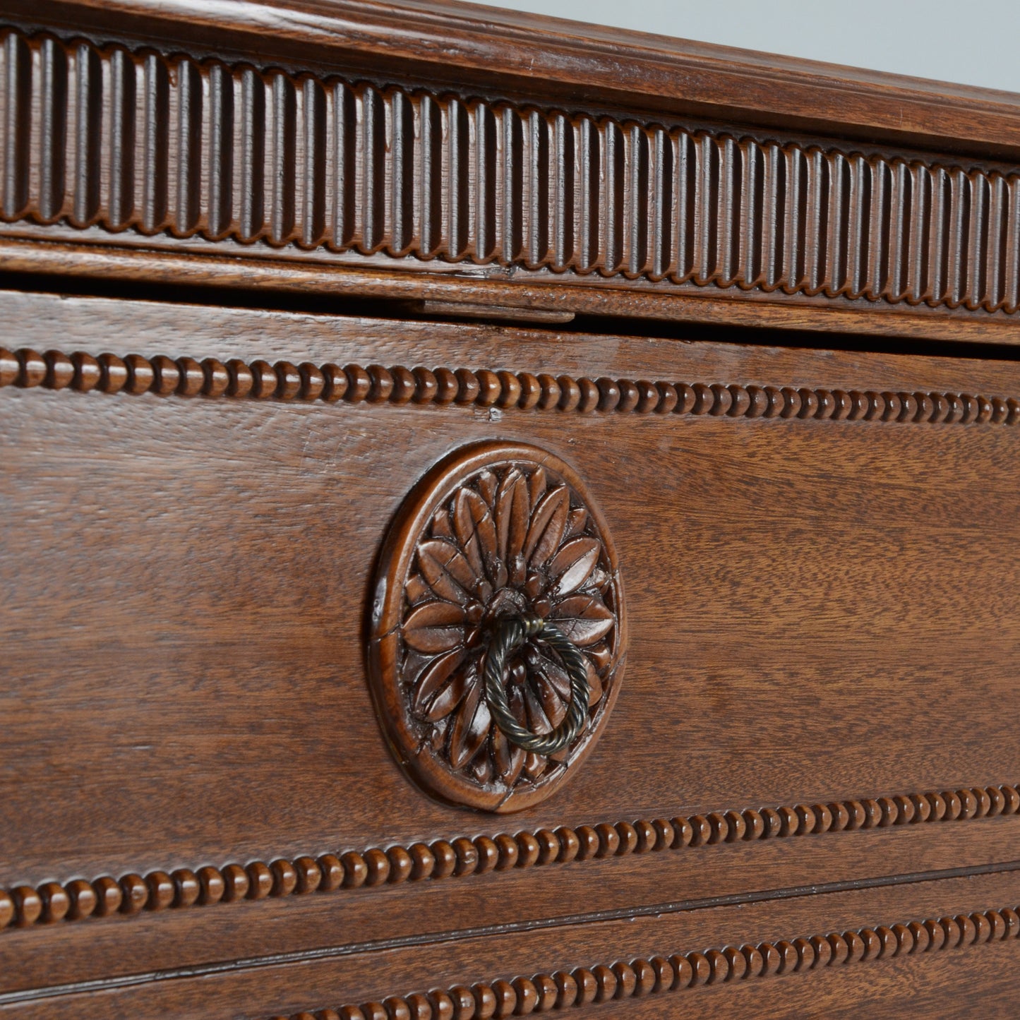 サイドチェスト