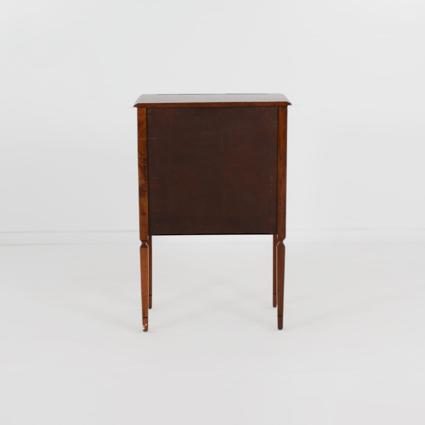 サイドチェスト