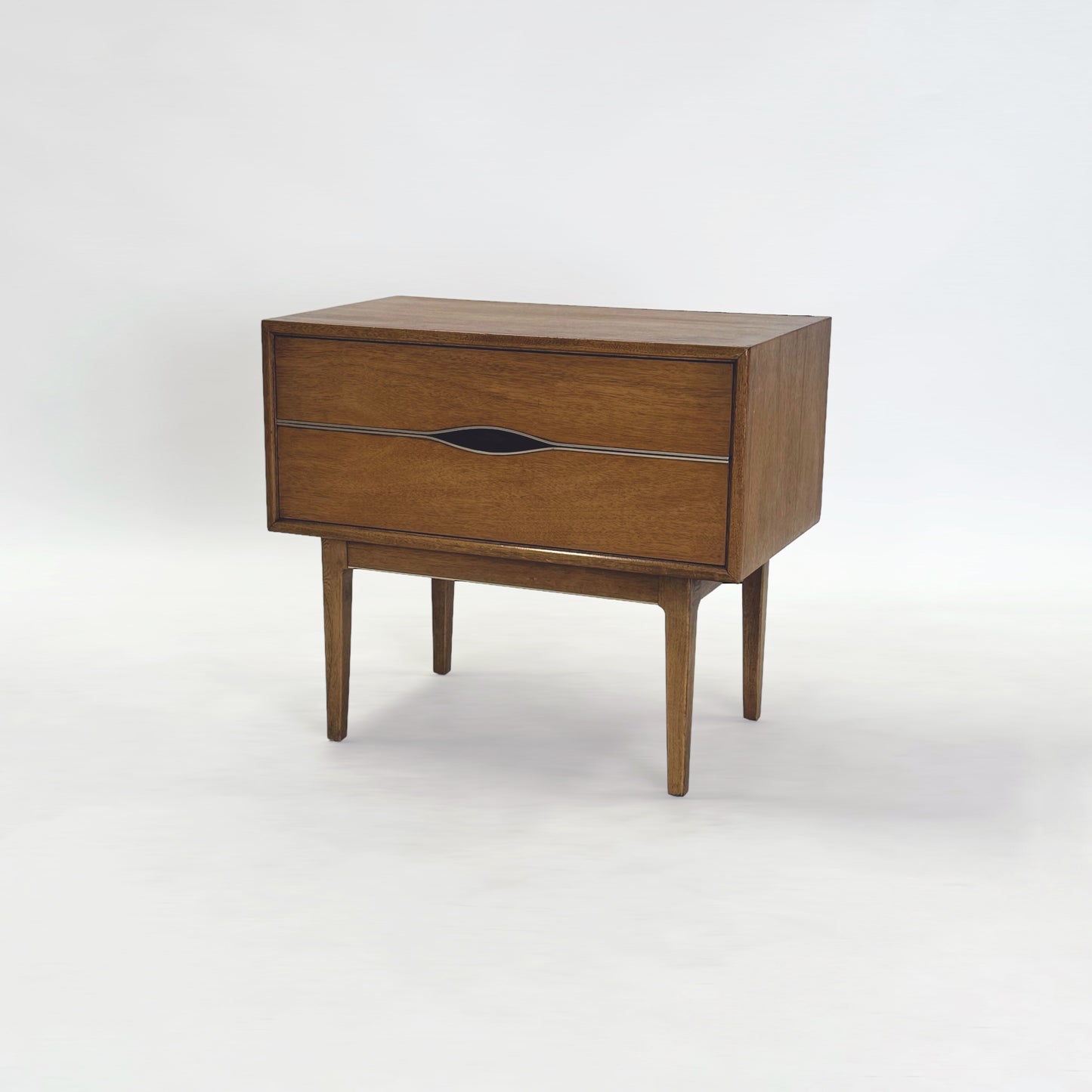 Vignola Furniture ナイトスタンド