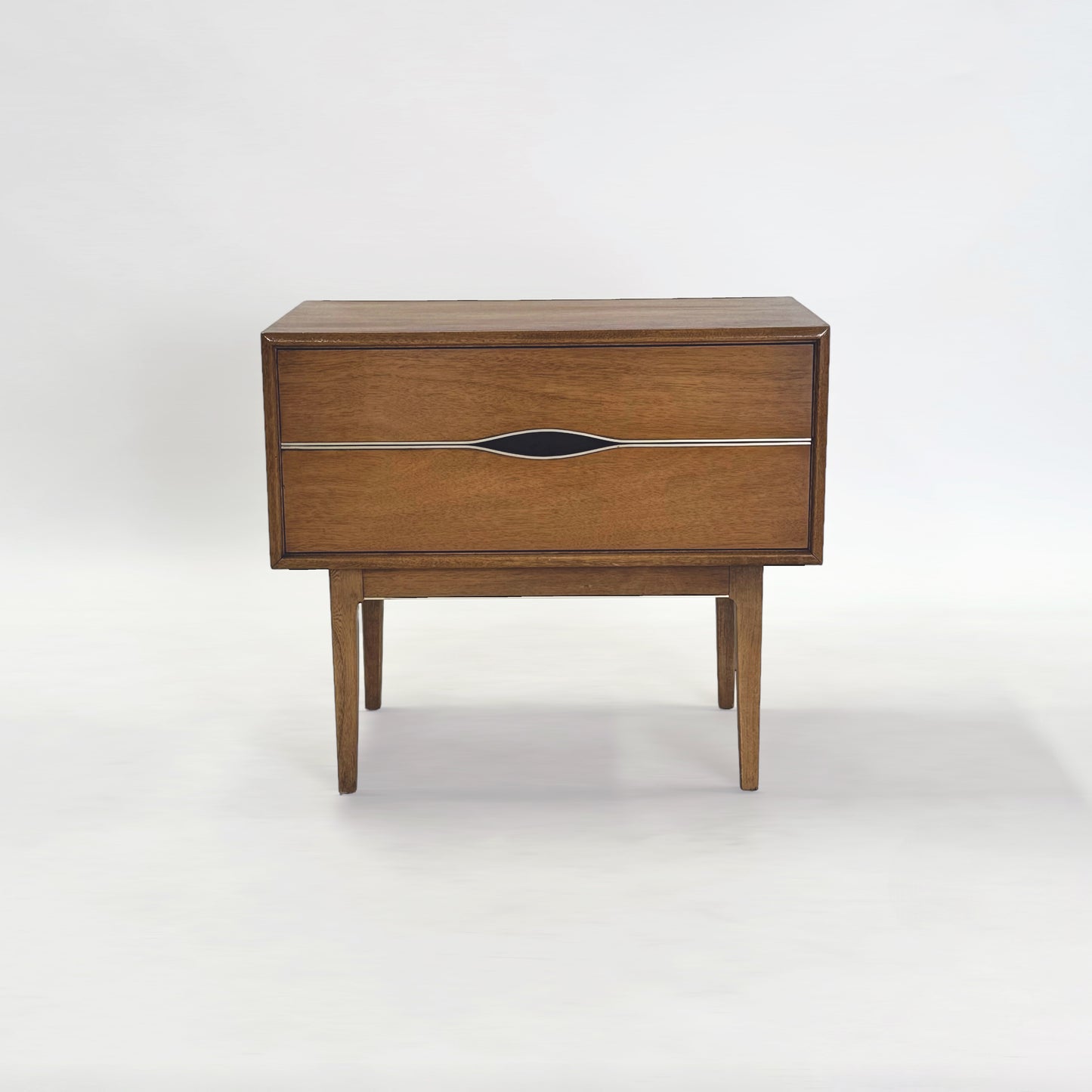 Vignola Furniture ナイトスタンド