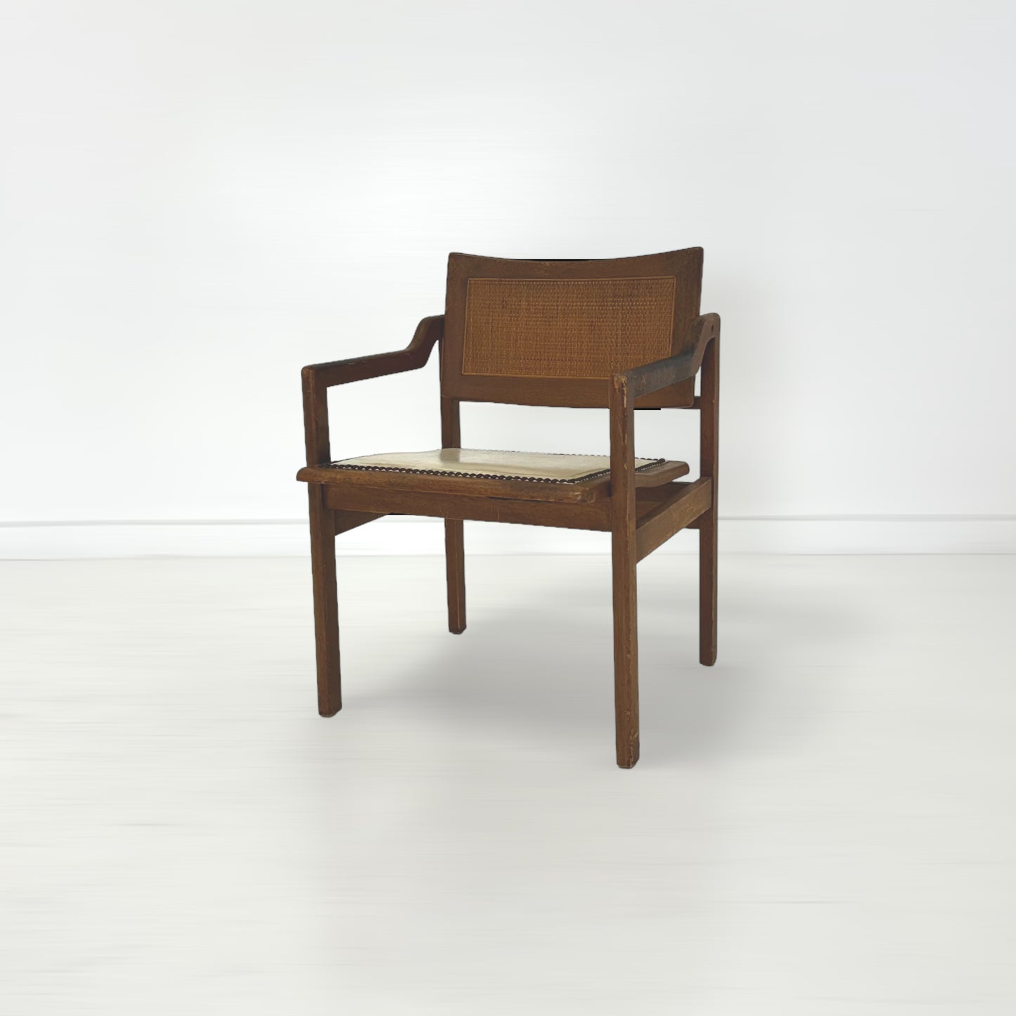 アームチェア ホワイトレザー